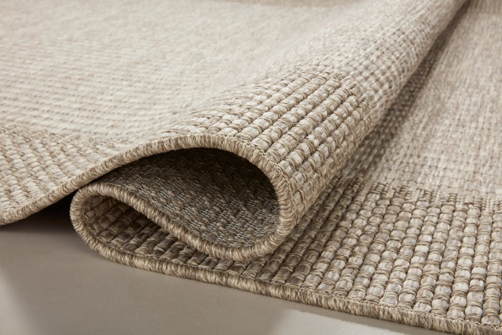 Dawn DAW-06 Natural Area Rug by Loloi