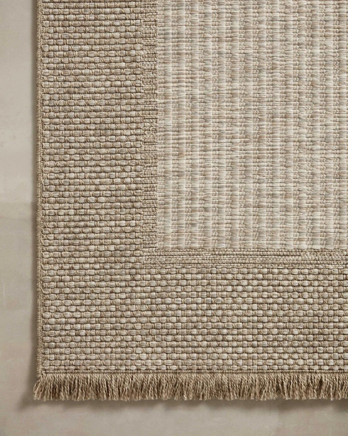 Dawn DAW-06 Natural Area Rug by Loloi