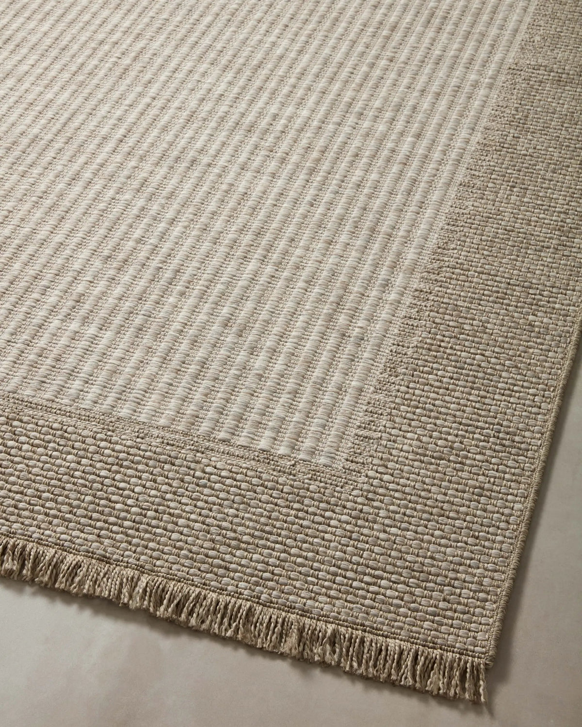 Dawn DAW-06 Natural Area Rug by Loloi