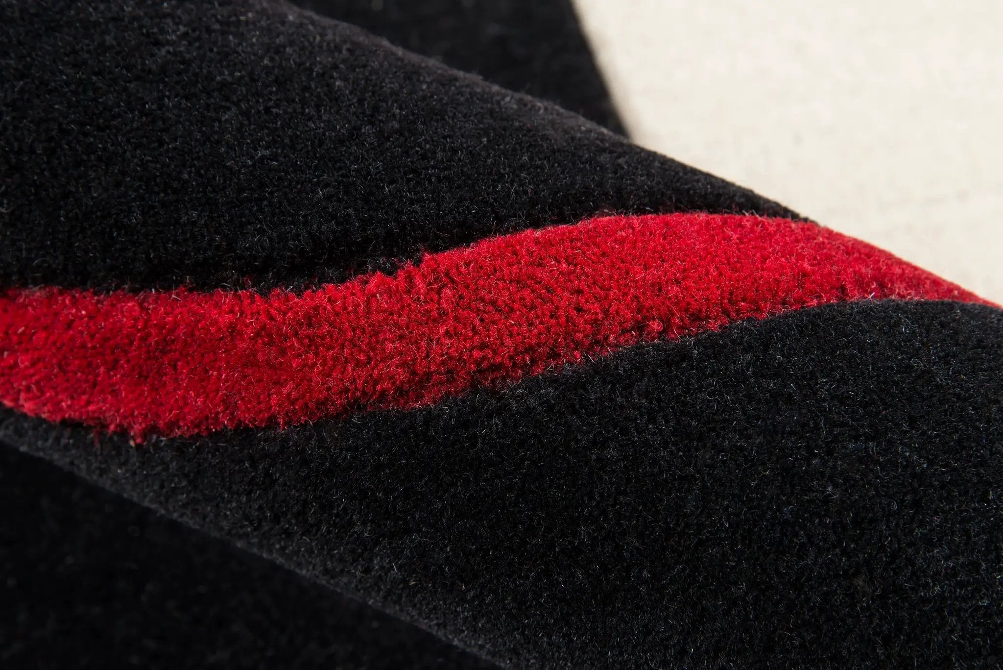 Delhi DL-22 Black Area Rug by Momeni