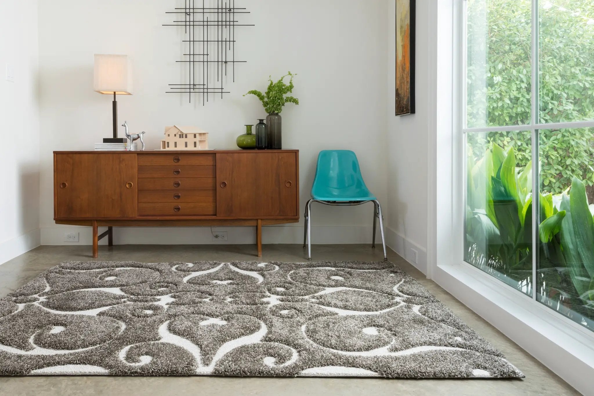 Enchant EN-07 Smoke Area Rug by Loloi