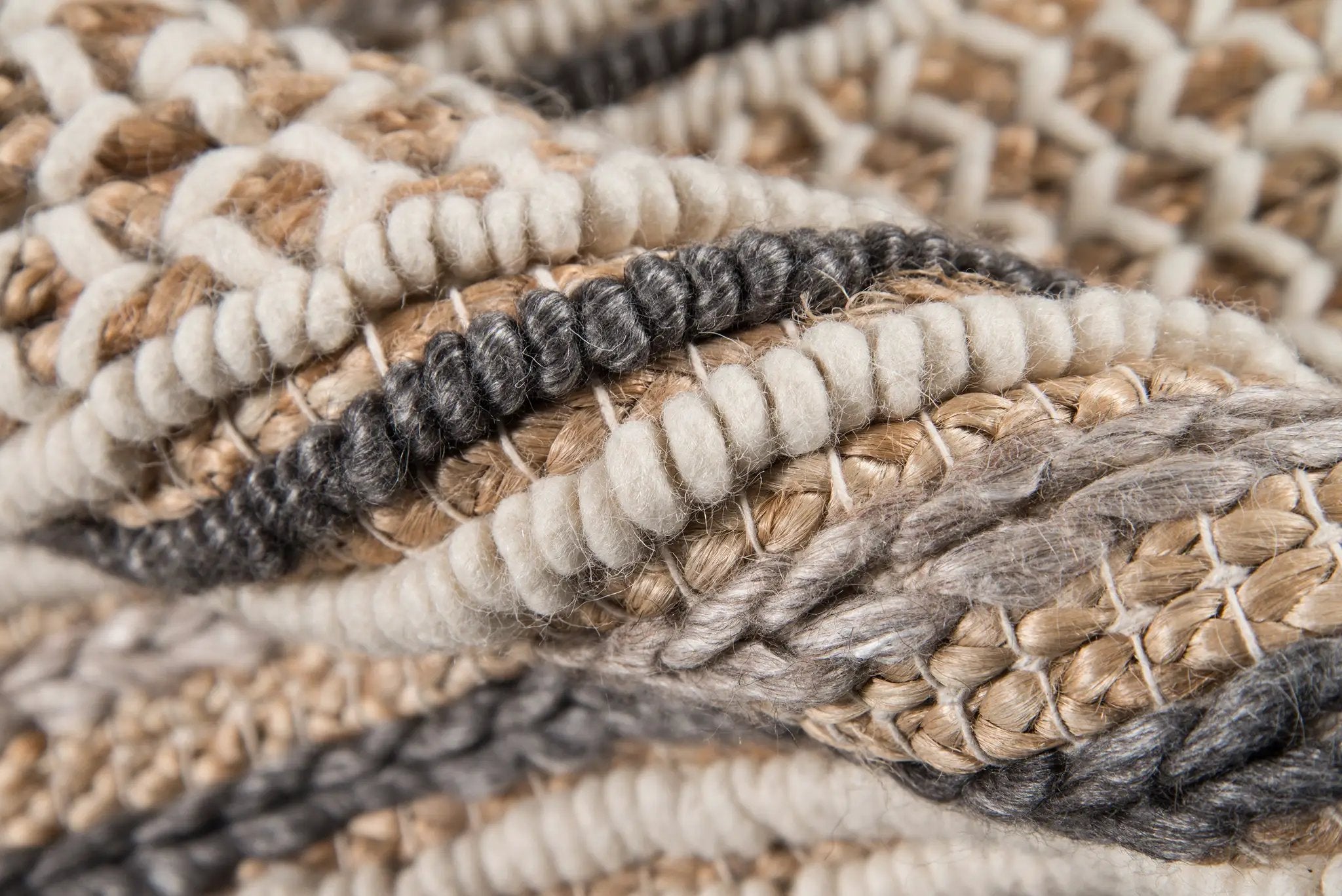 Esme ESM-1 Charcoal Area Rug by Momeni