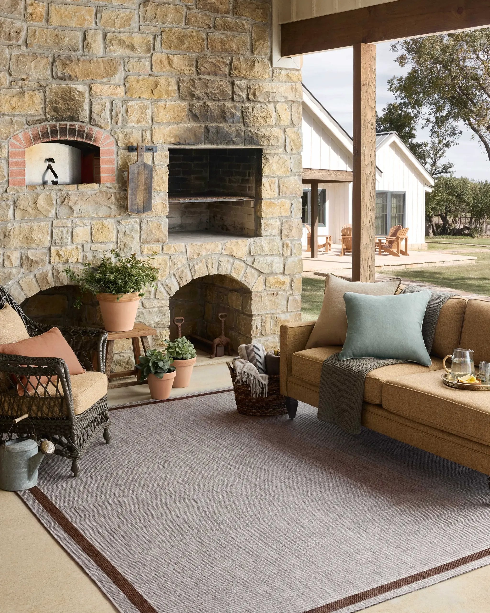 Easton ESN-02 Dove / Coffee Area Rug by Loloi