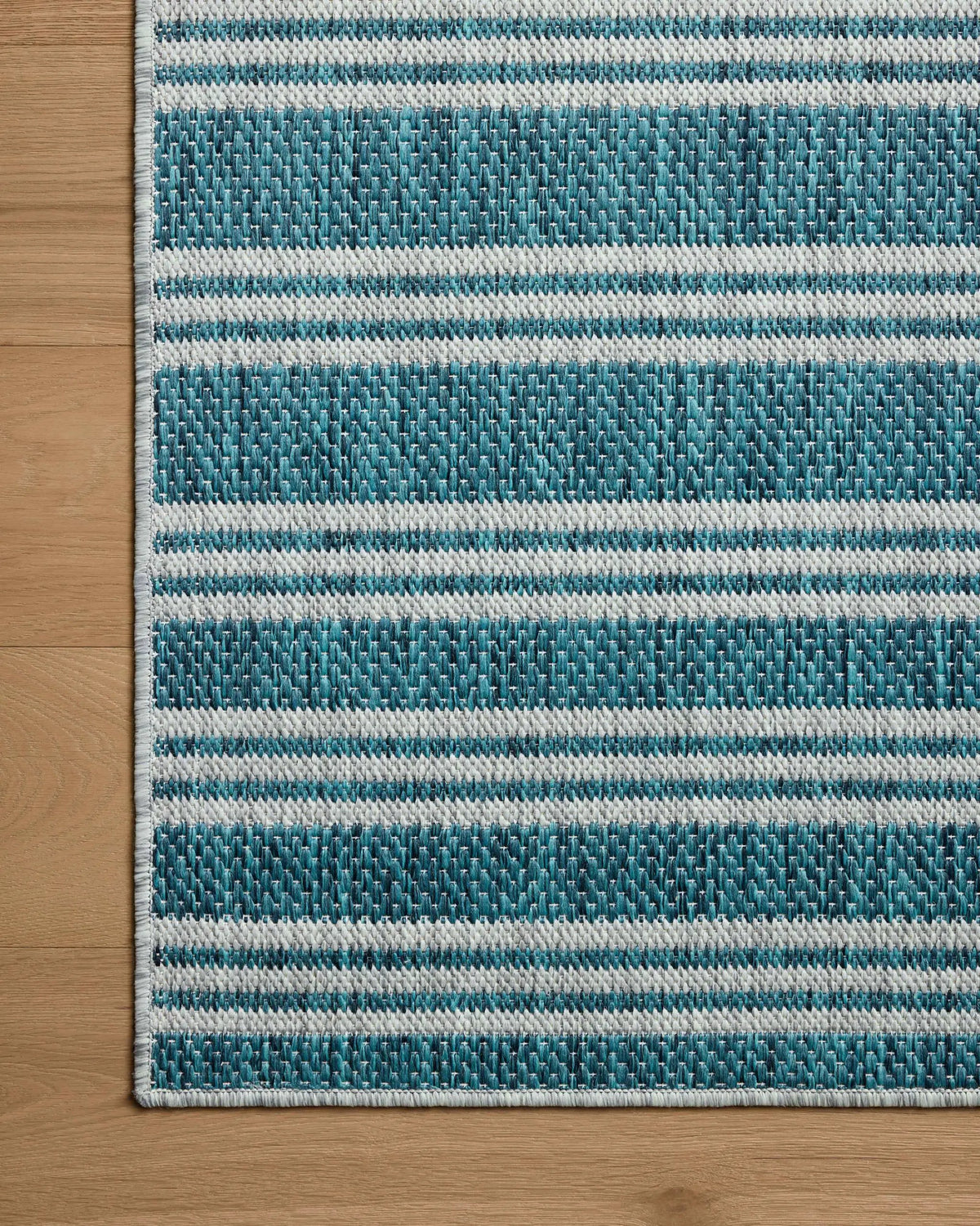 Easton ESN-04 Teal / Fog Area Rug by Loloi