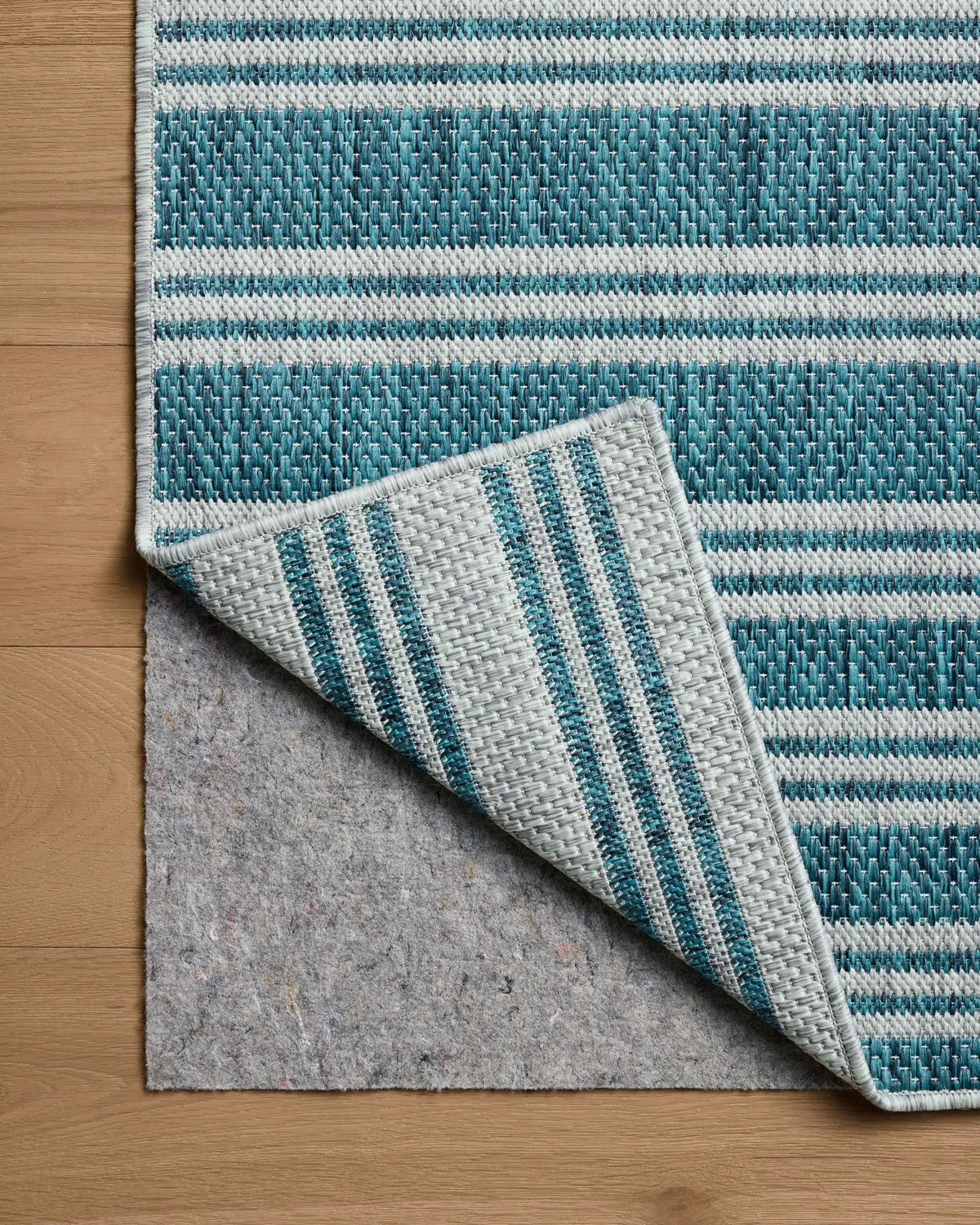 Easton ESN-04 Teal / Fog Area Rug by Loloi