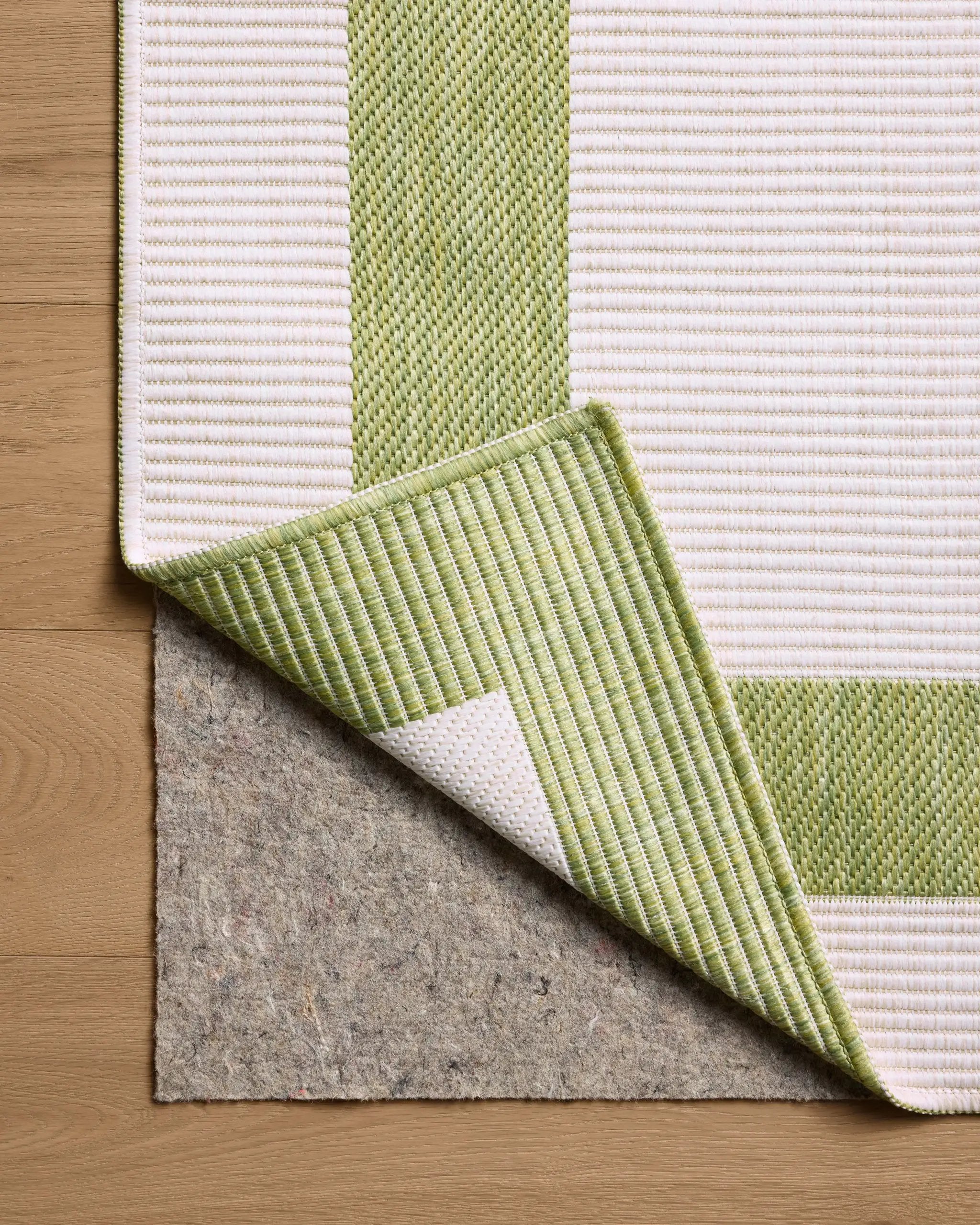 Easton ESN-07 Green / Ivory Area Rug by Loloi