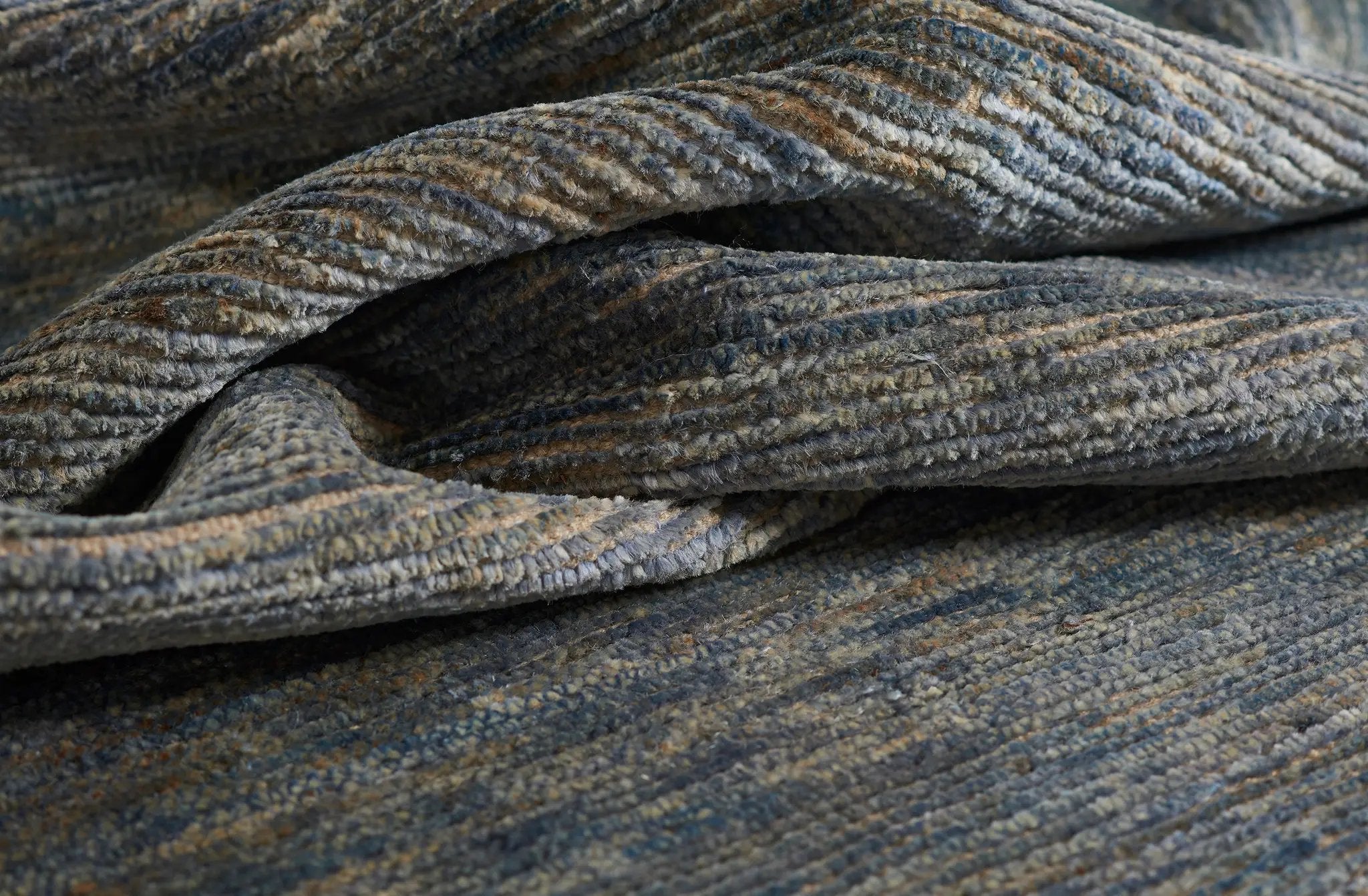 Etra ET-01 Blue Area Rug by Momeni