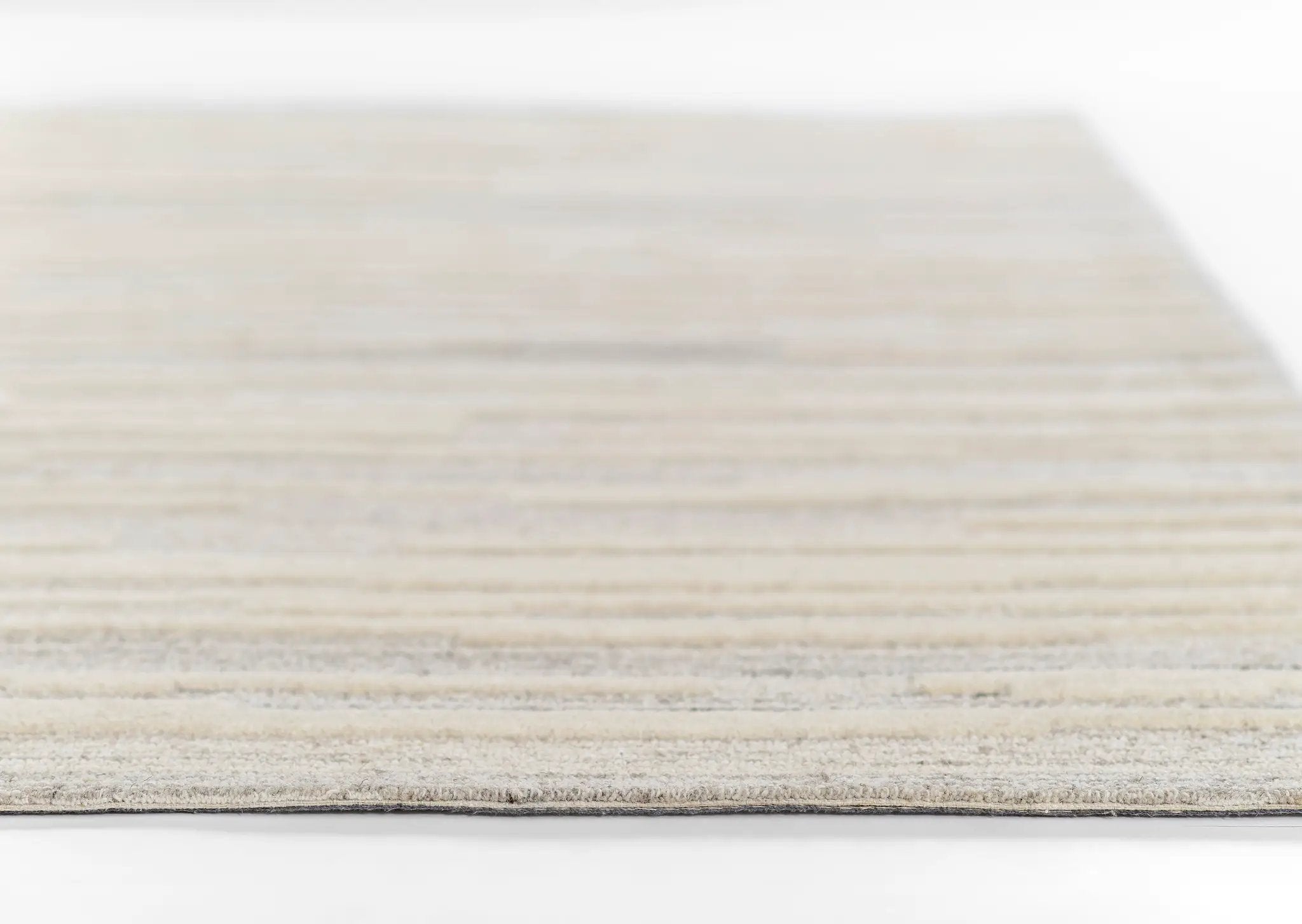 Everett EVT-3 Gray Area Rug by Momeni