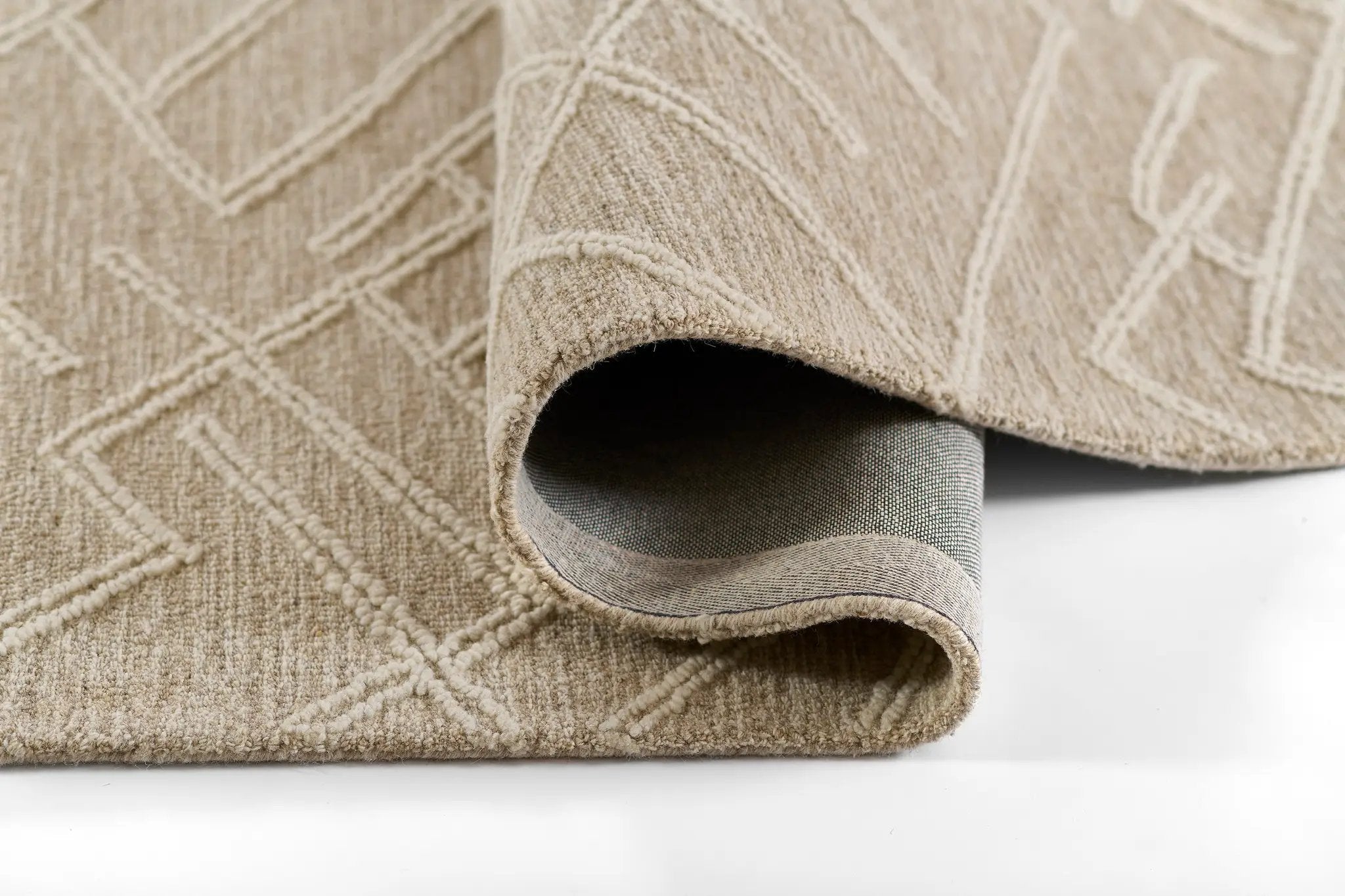 Everett EVT-5 Natural Area Rug by Momeni