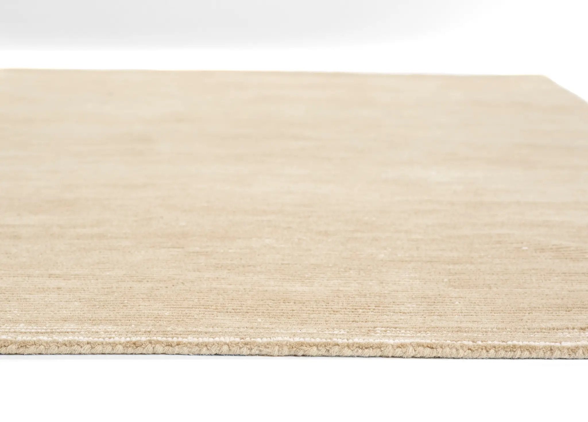 Everett EVT-8 Taupe Area Rug by Momeni