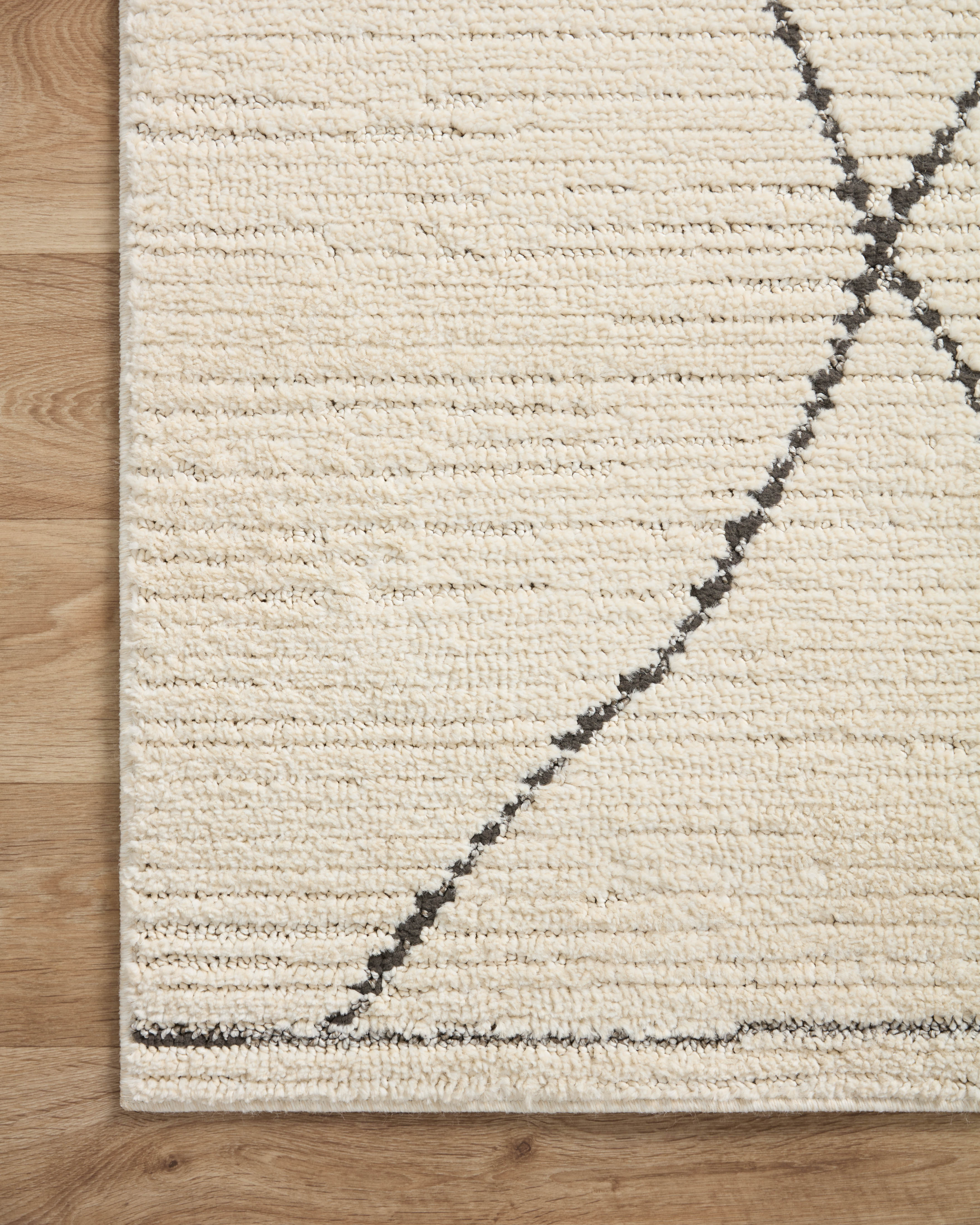 Loloi Fabian FAB-02 Ivory / Charcoal Area Rug