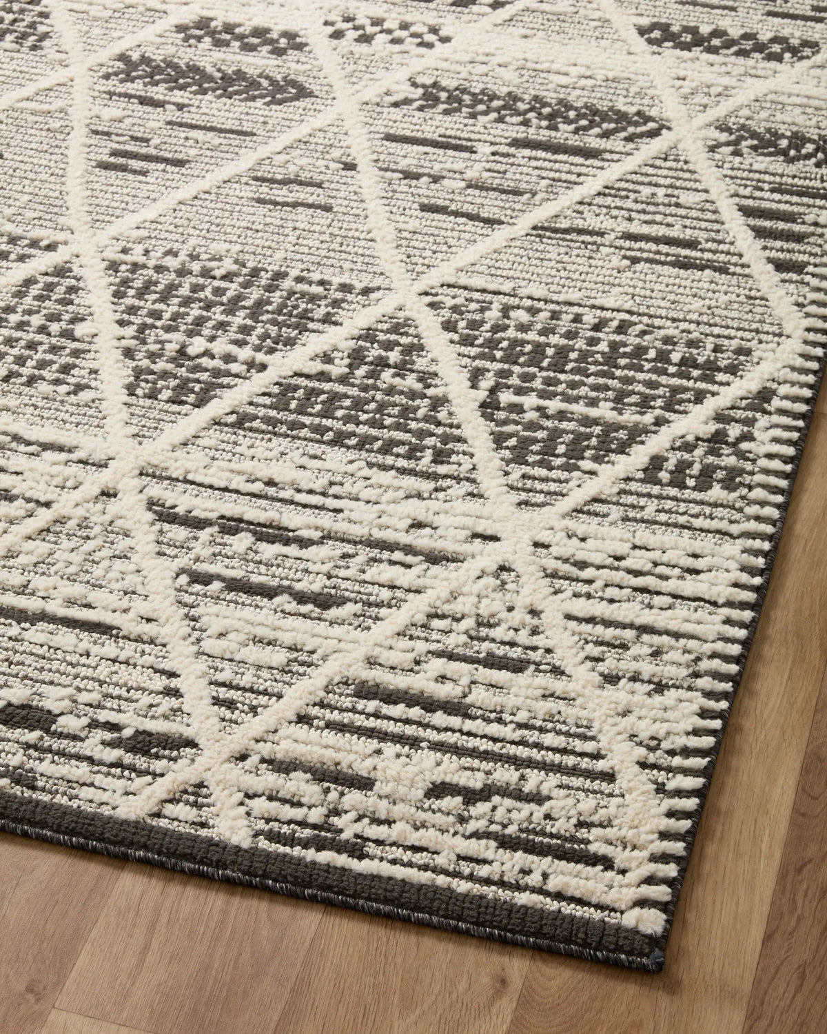 Fabian FAB-03 Charcoal / Ivory Area Rug by Loloi