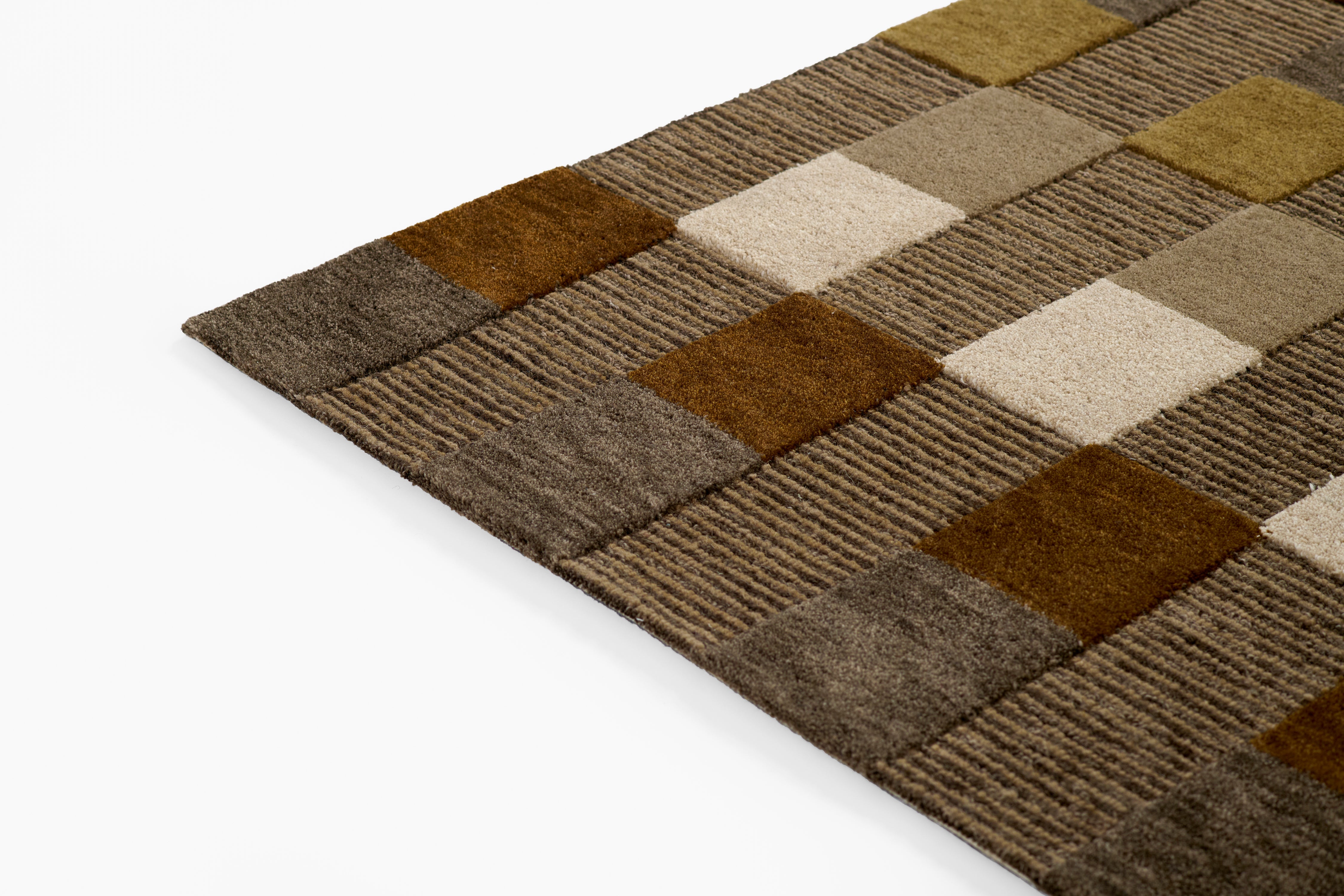 Momeni Fletcher FLT‑1 brown area rug with Bauhaus‑inspired checkerboard pattern, handcrafted 100% wool.