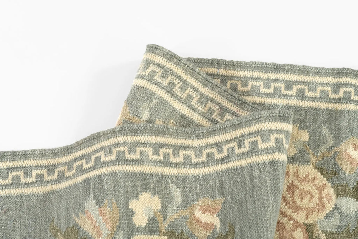 Florence FLO-1 Blue Area Rug by Momeni