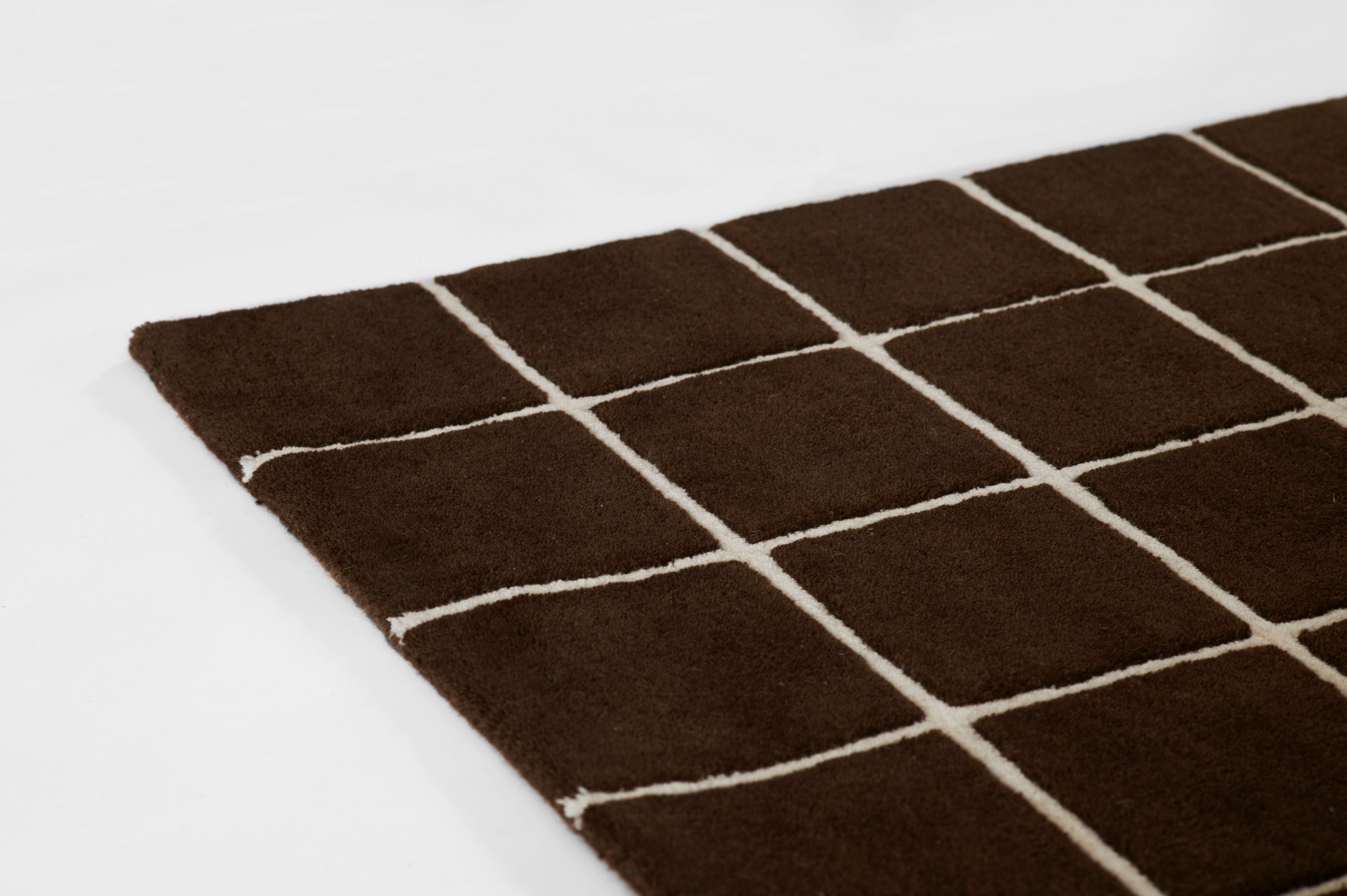 Momeni Form FRM-1 Brown Area Rug