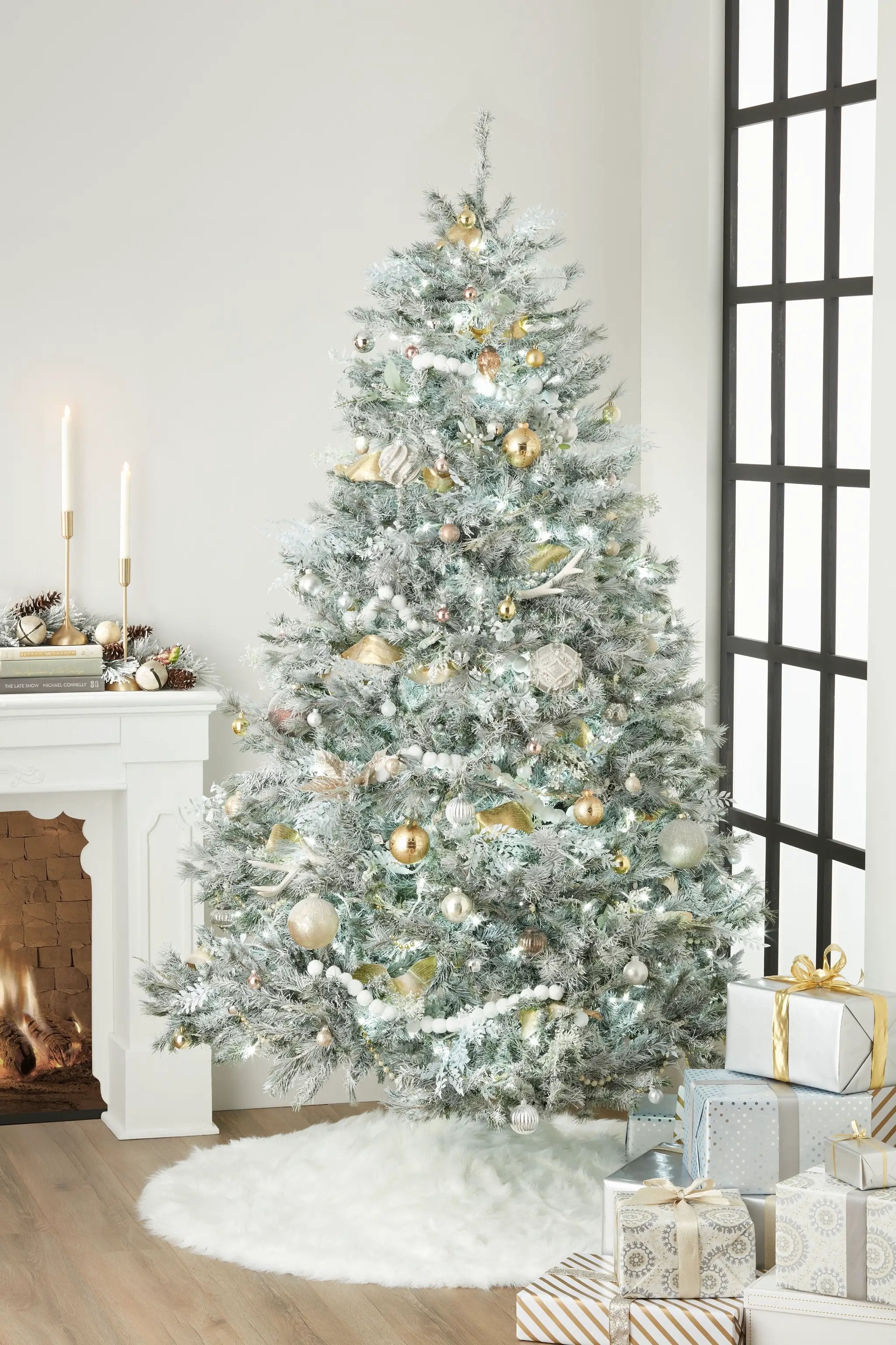 Furry Tree Skirt FTS-1 by Momeni
