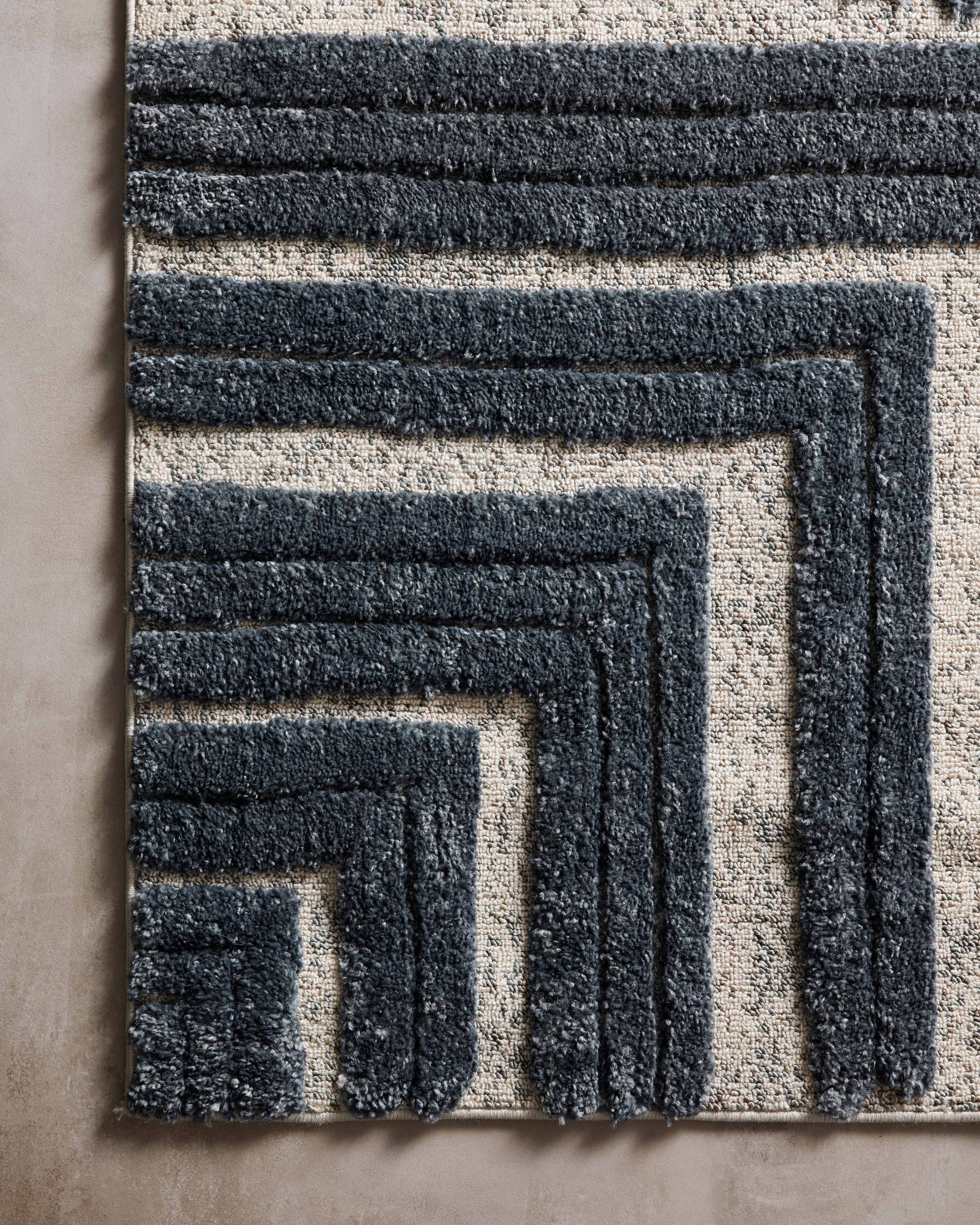 Loloi Hagen HAG-05 Blue / White Area Rug