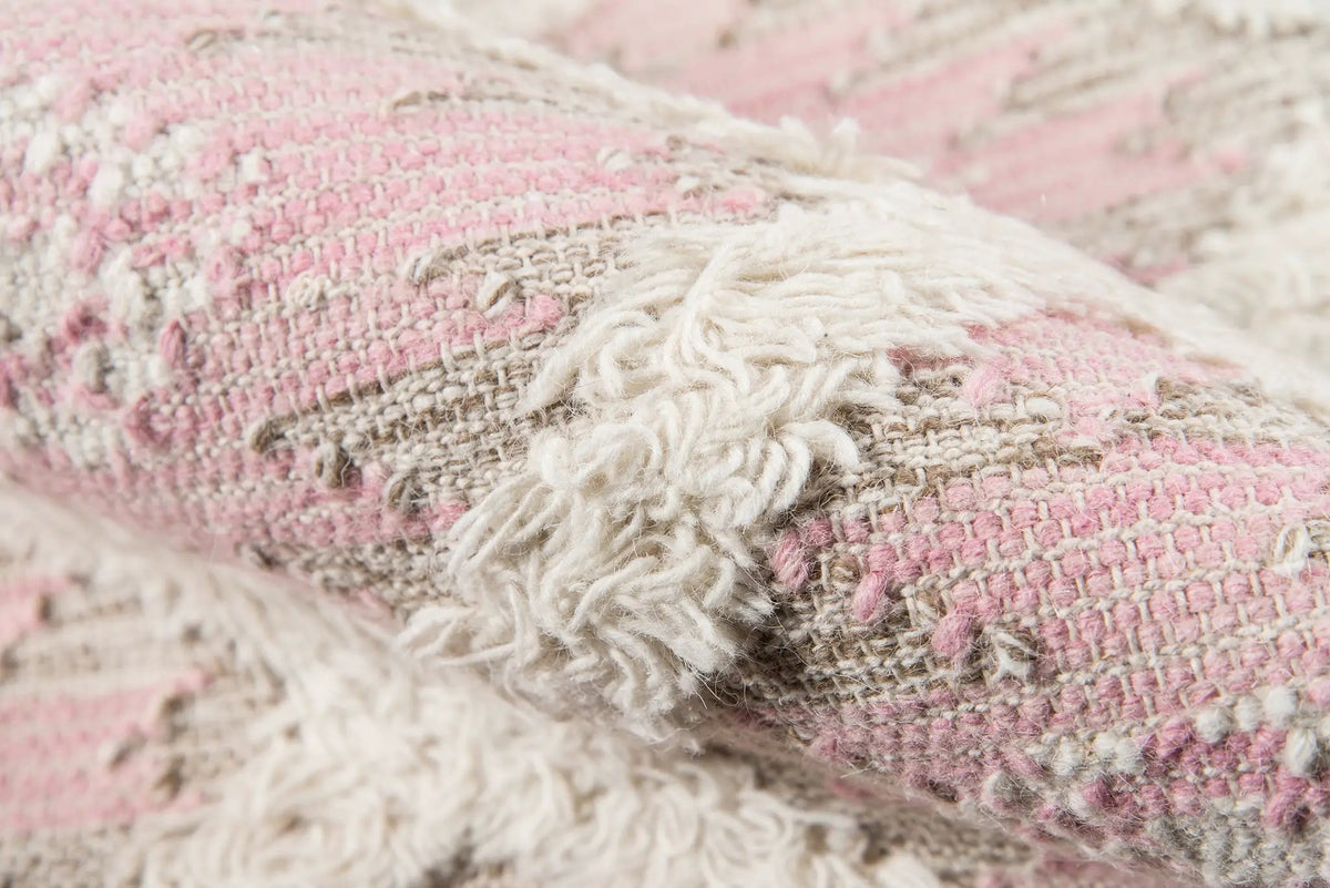 Harper HAR-1 Pink Area Rug by Momeni