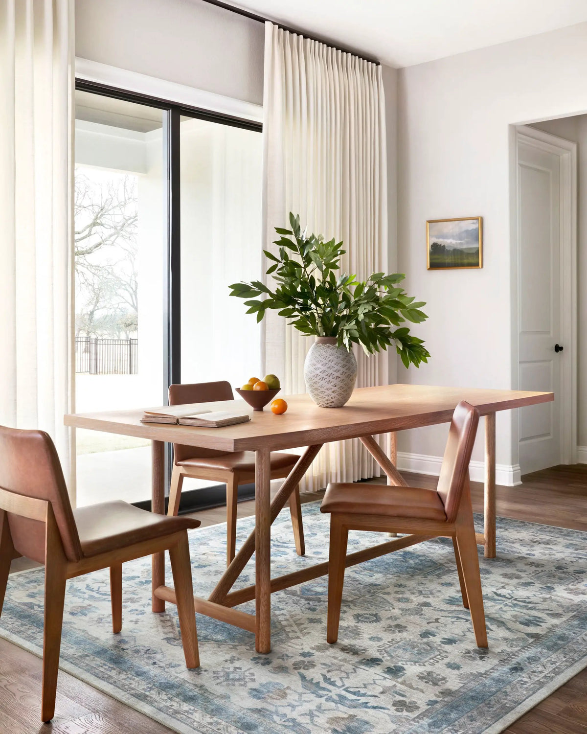 Heidi HEI-04 Ivory / Ocean Area Rug by Loloi