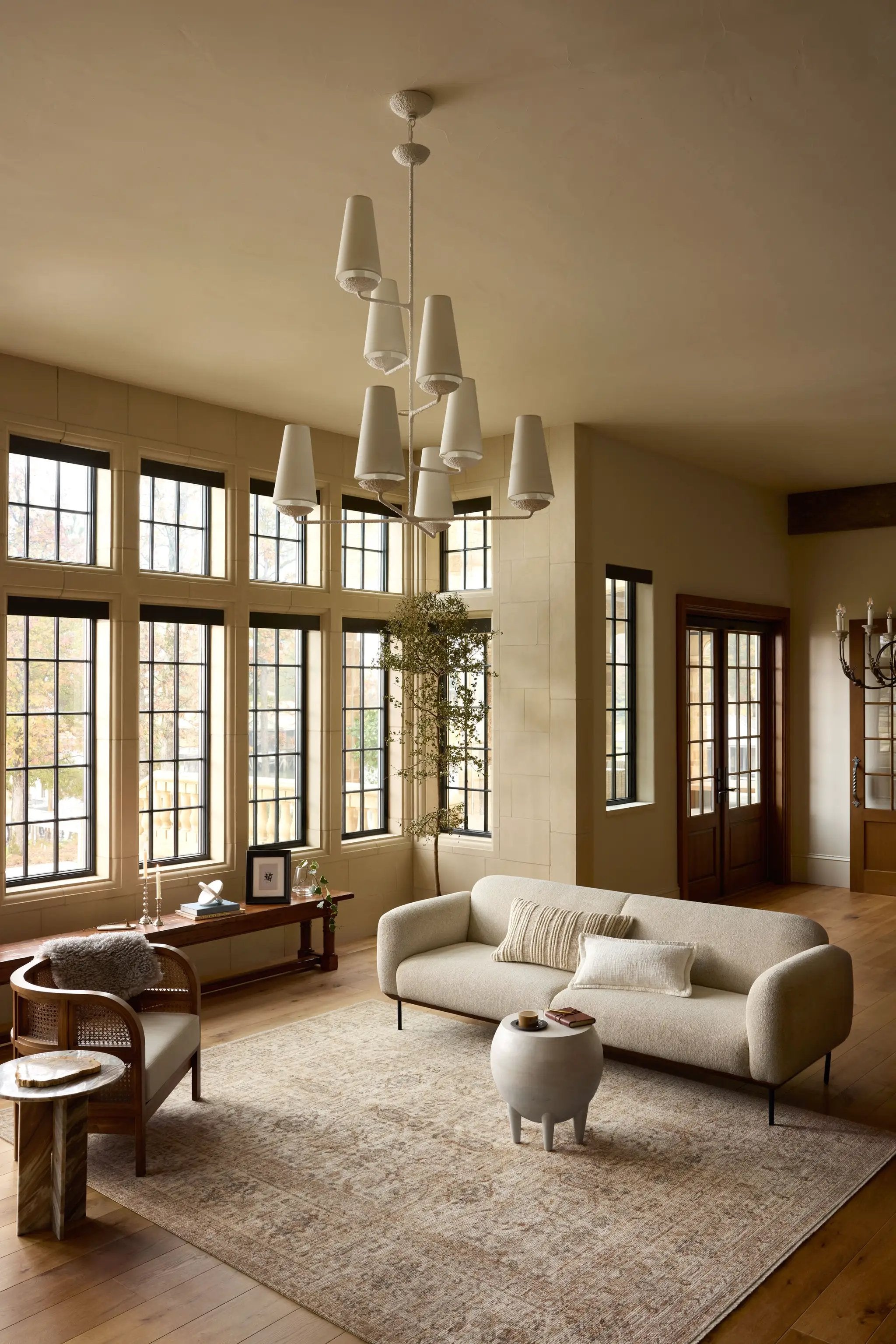 Heritage HER-04 Ivory / Natural Area Rug by Loloi