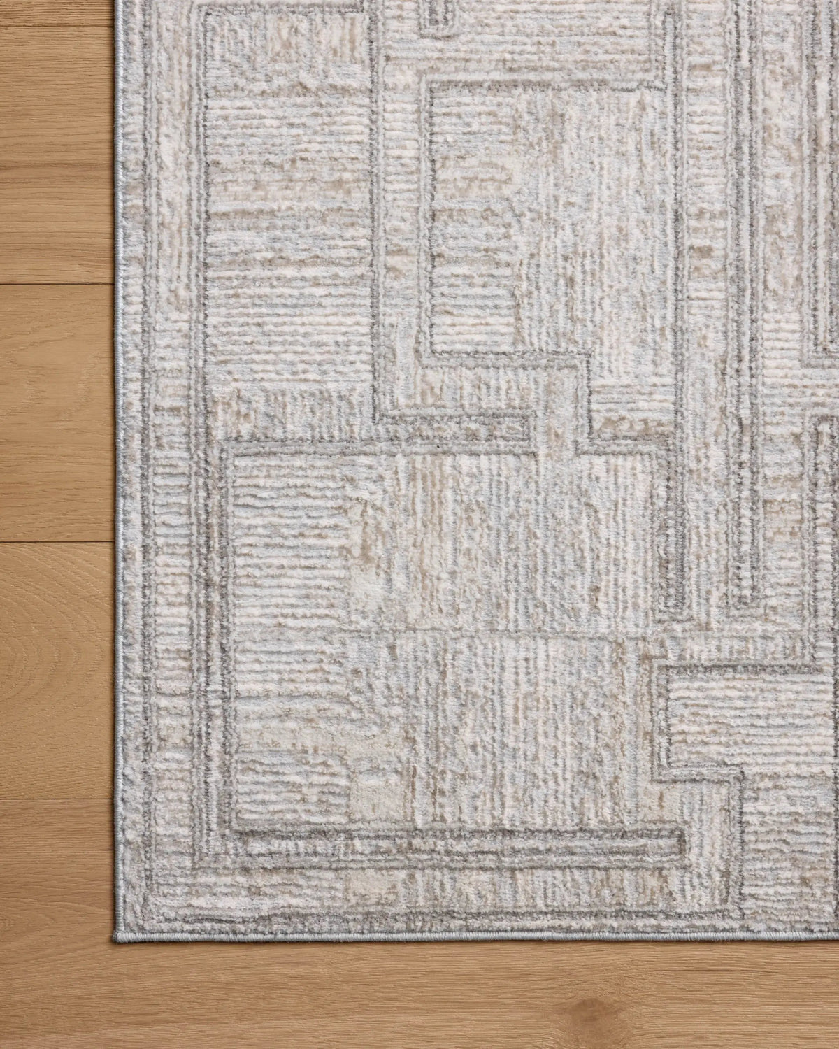 Hollis HOL-01 Grey / Ivory Area Rug by Loloi