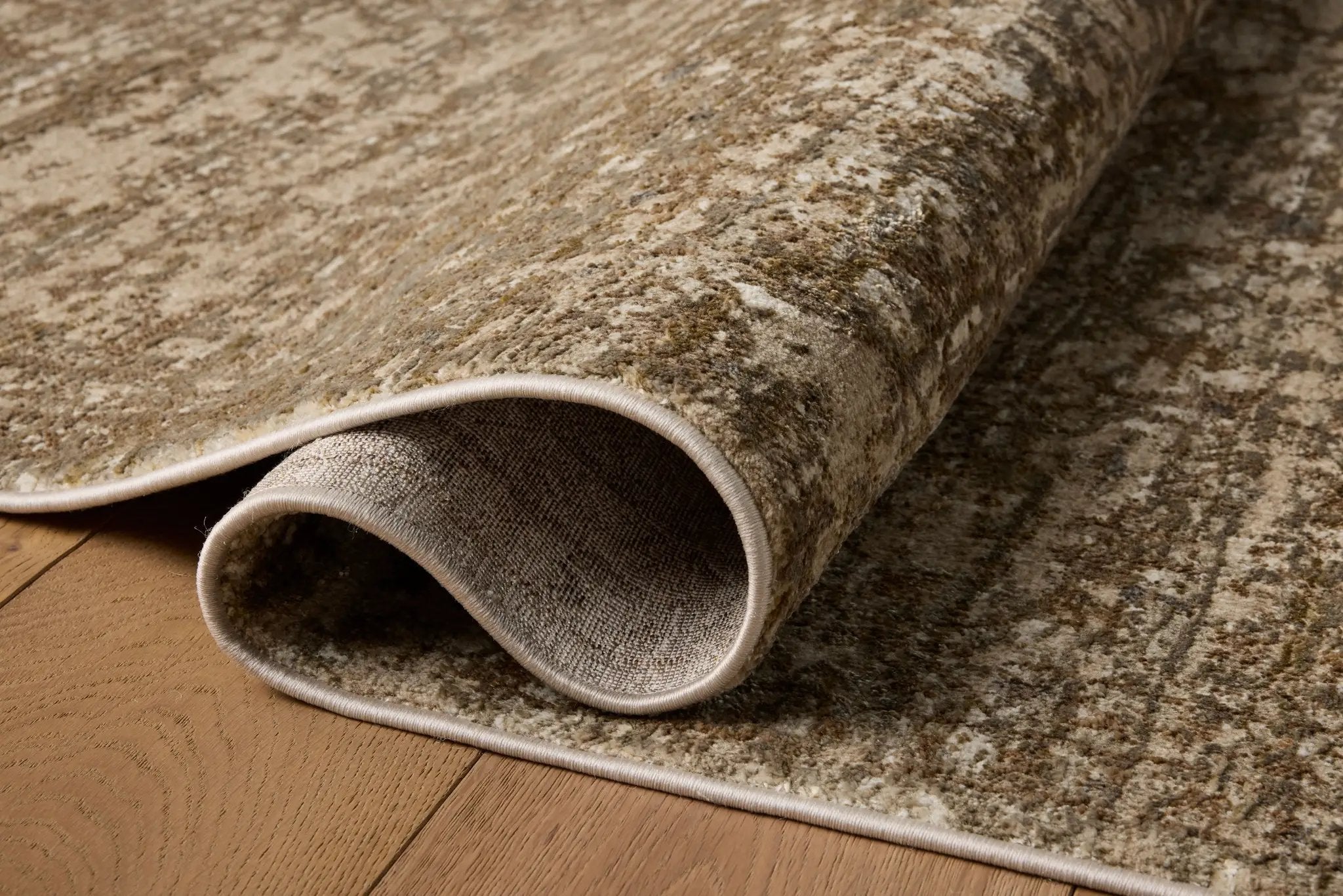 Haywood HYD-01 Sage / Sand Area Rug by Loloi