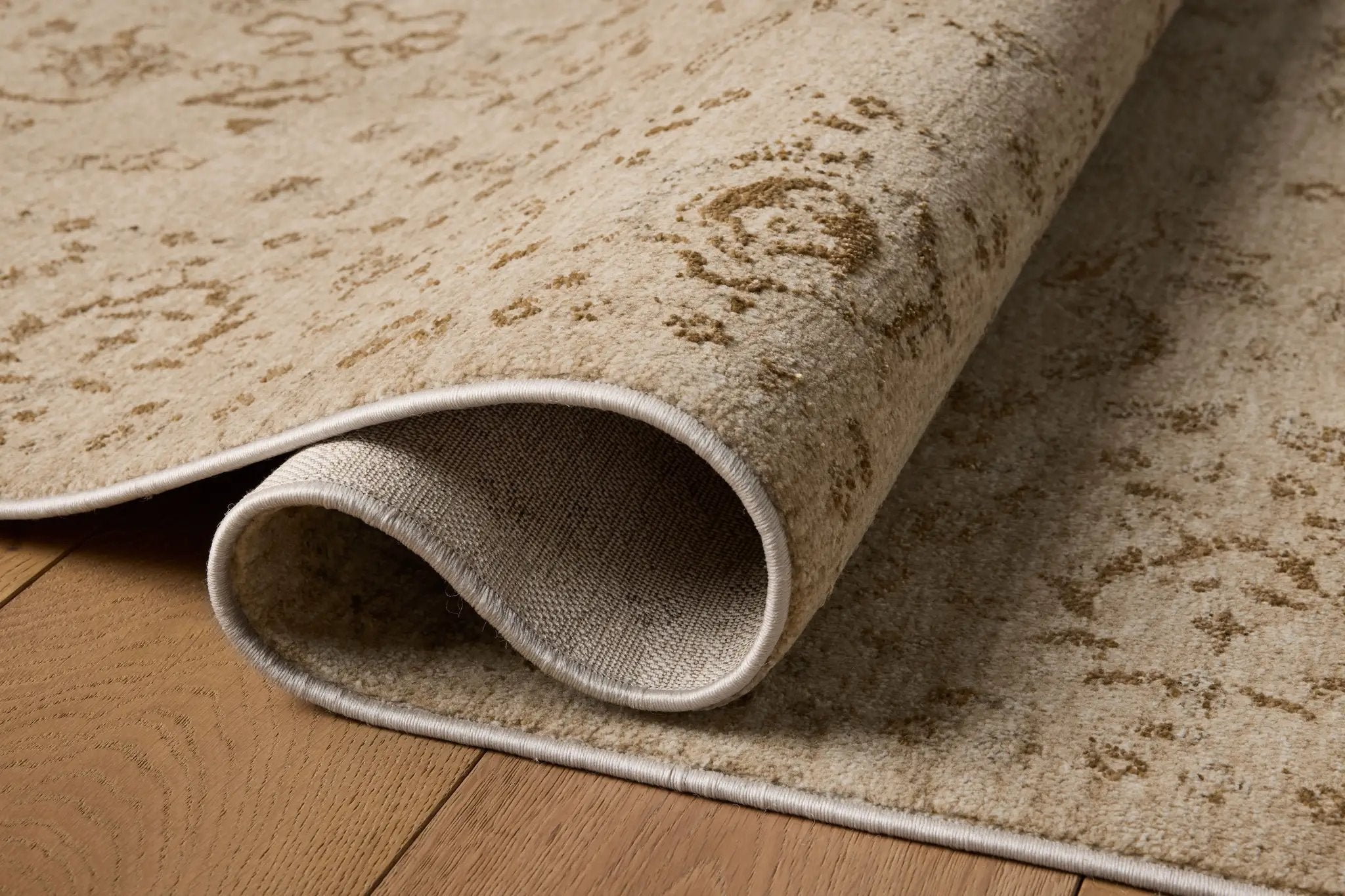 Haywood HYD-02 Sand / Natural Area Rug by Loloi