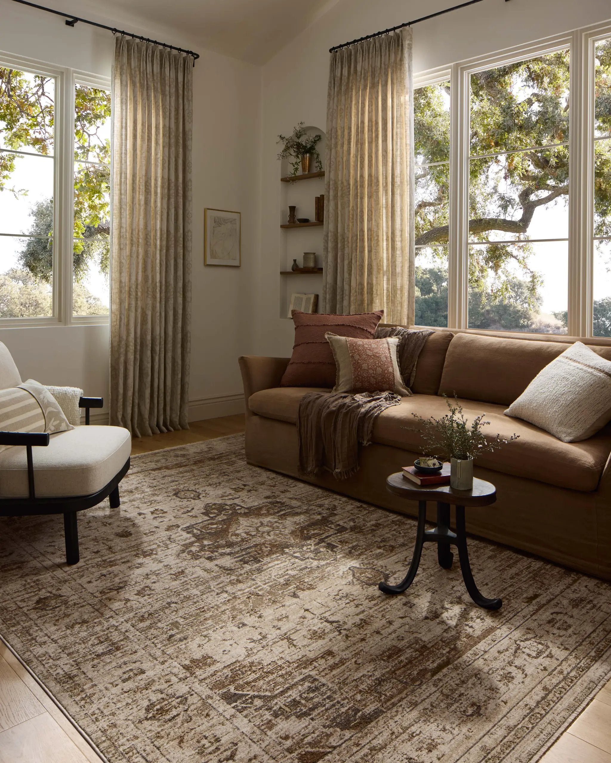 Haywood HYD-03 Natural / Bark Area Rug by Loloi