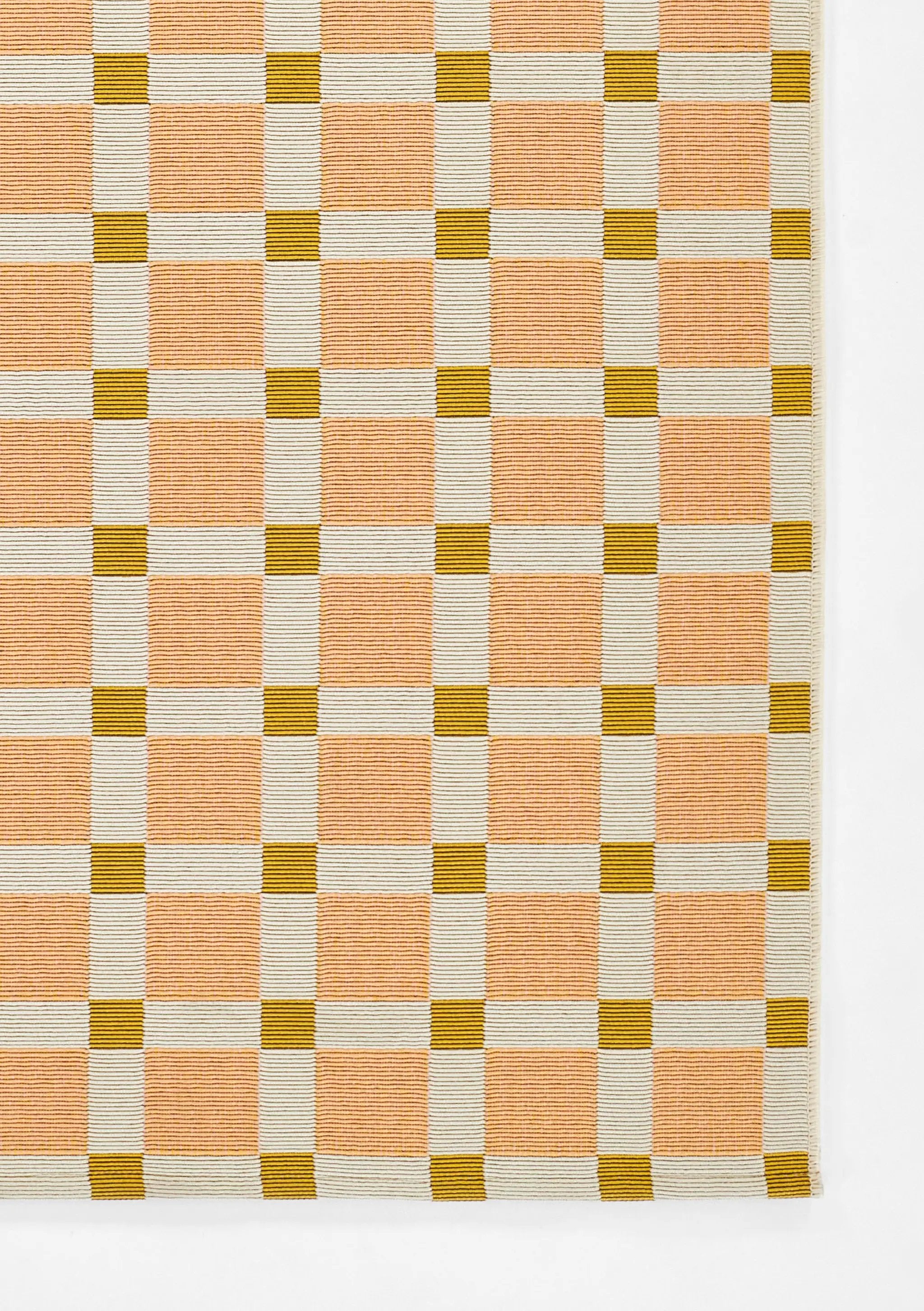 Icon ICN-1 Pink Area Rug by Novogratz by Momeni