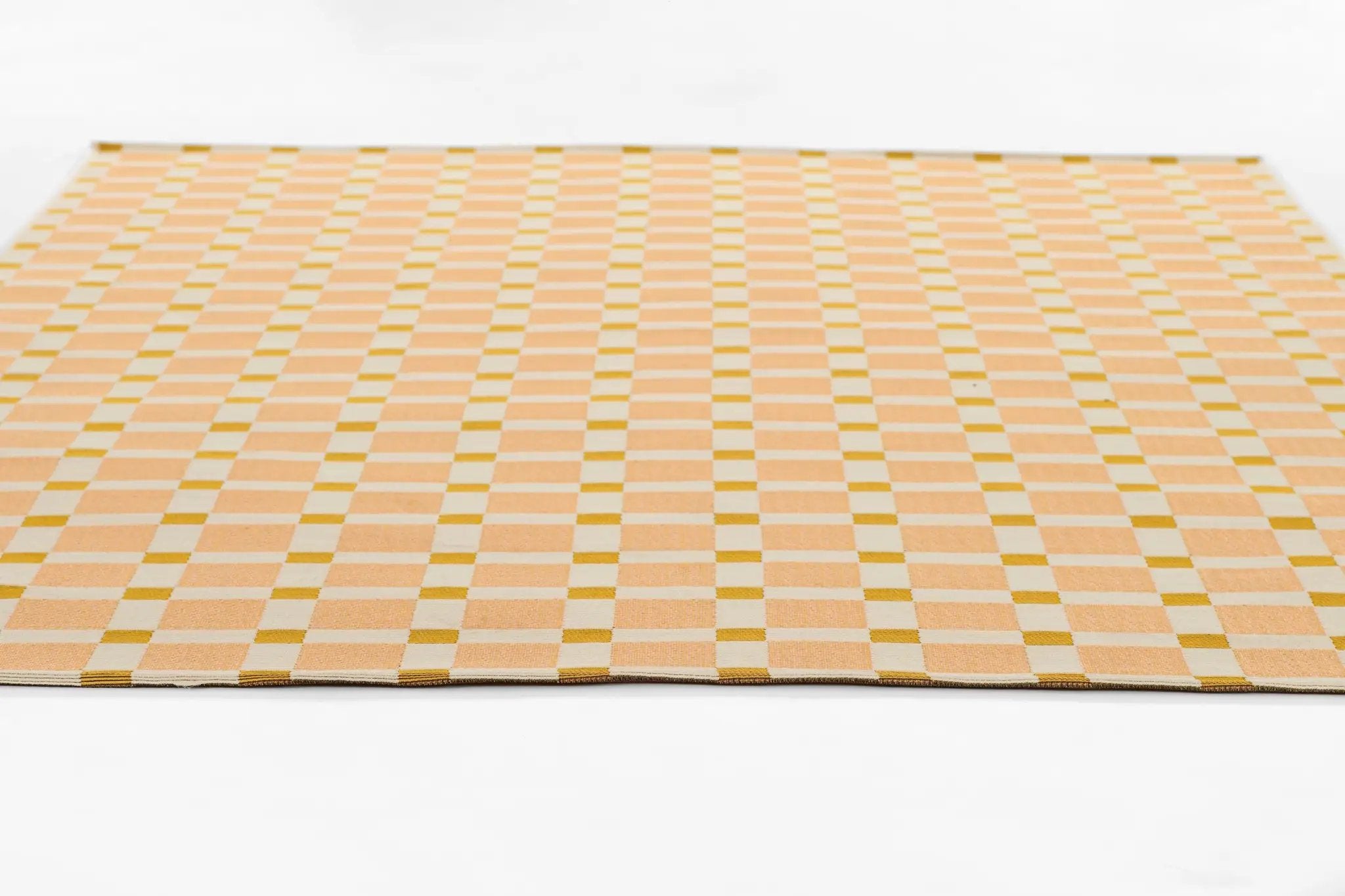 Icon ICN-1 Pink Area Rug by Novogratz by Momeni