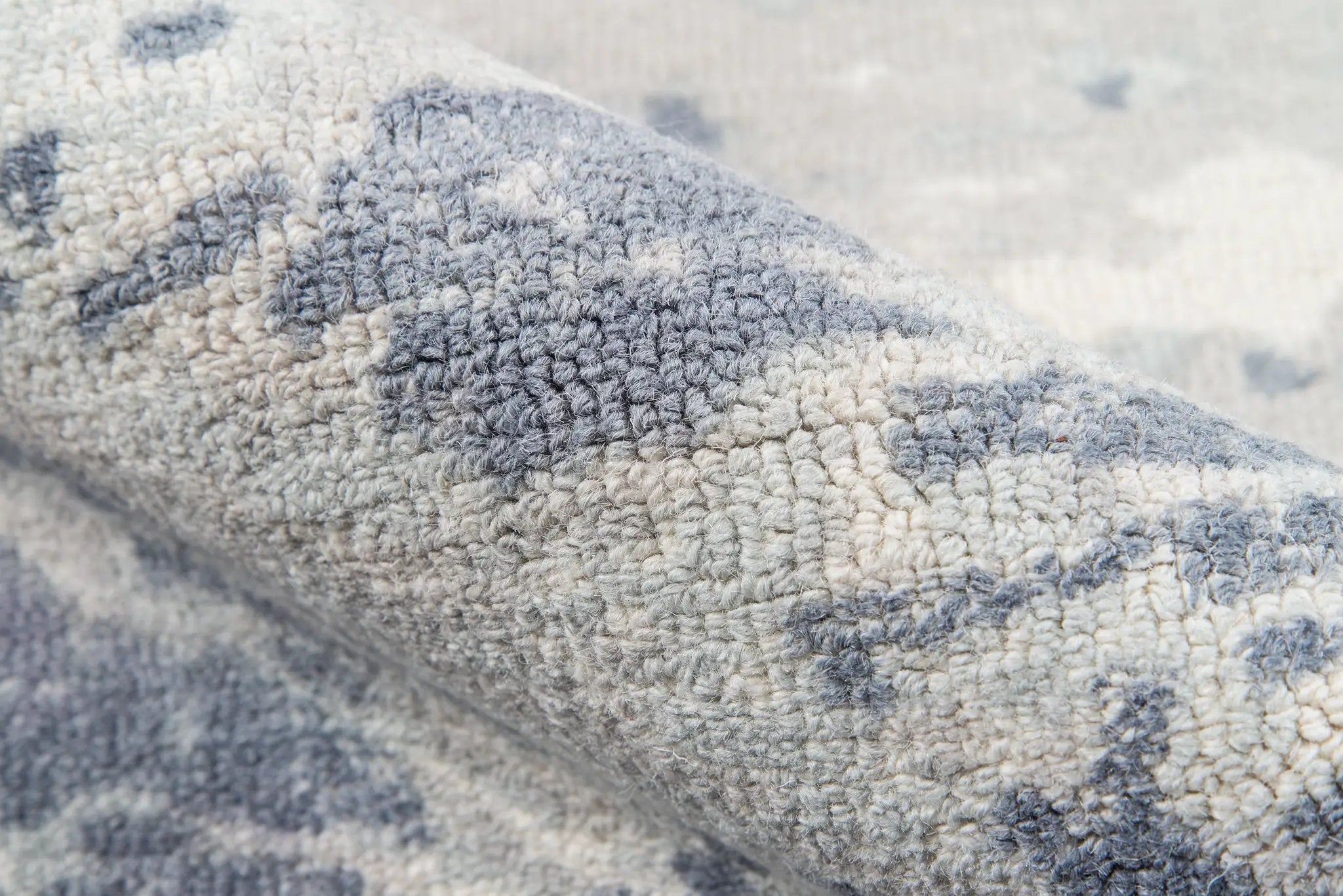 Illusions IL-03 Blue Area Rug by Momeni