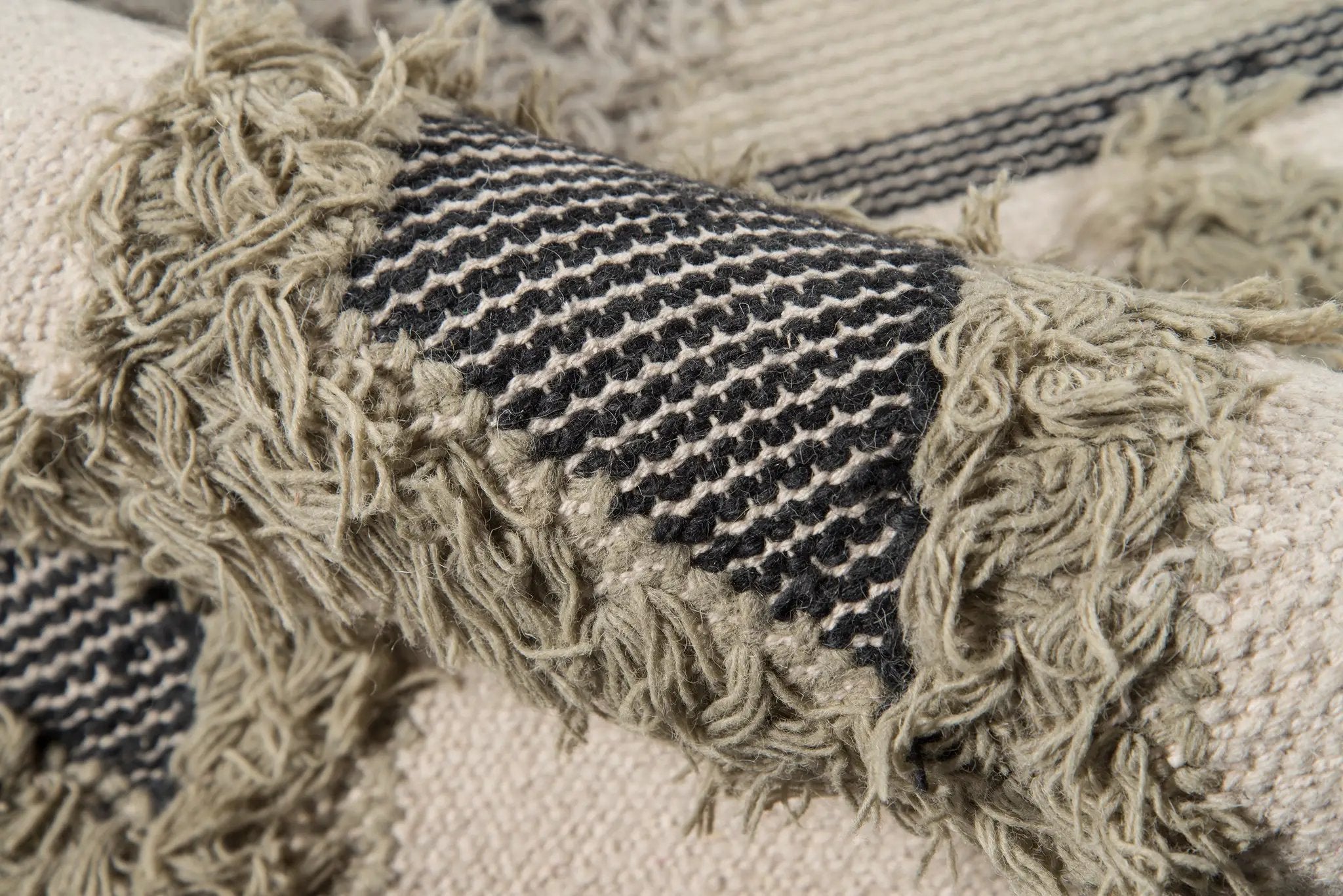 Indio IND-4 (Avalon) Sage Area Rug by Novogratz by Momeni