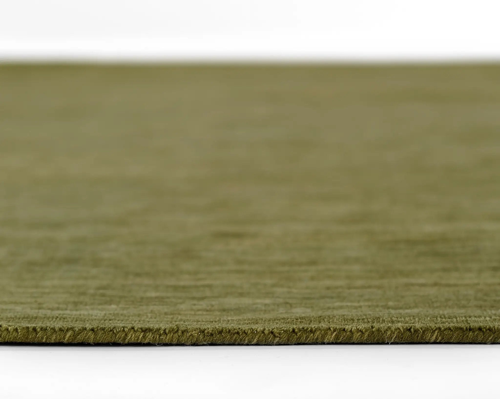 Iris IR-01 Green Area Rug by Novogratz by Momeni