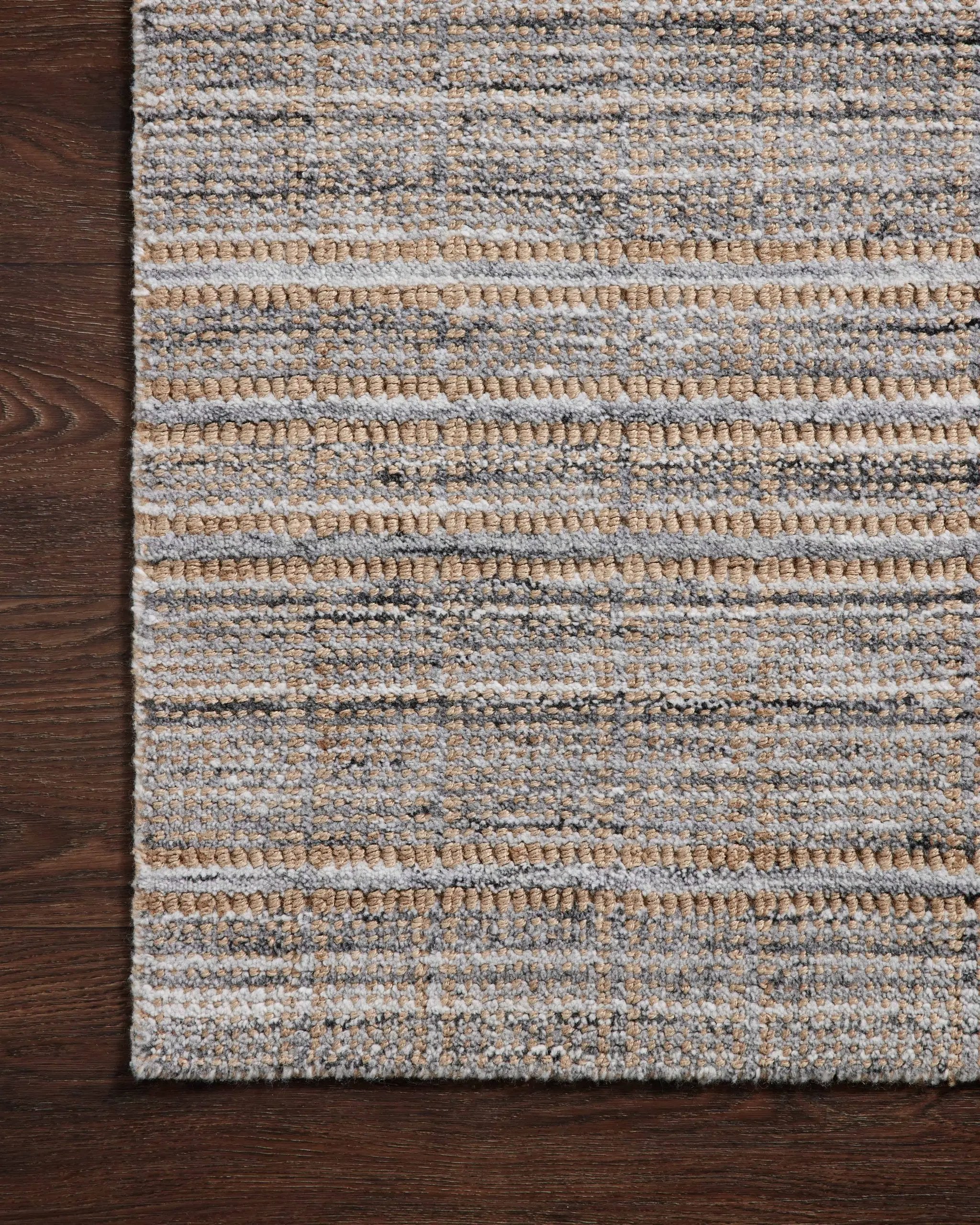 Jamie JEM-01 Natural / Slate Area Rug by Loloi
