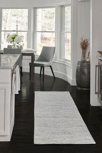 Momeni James JAM-1 Light Grey Rug