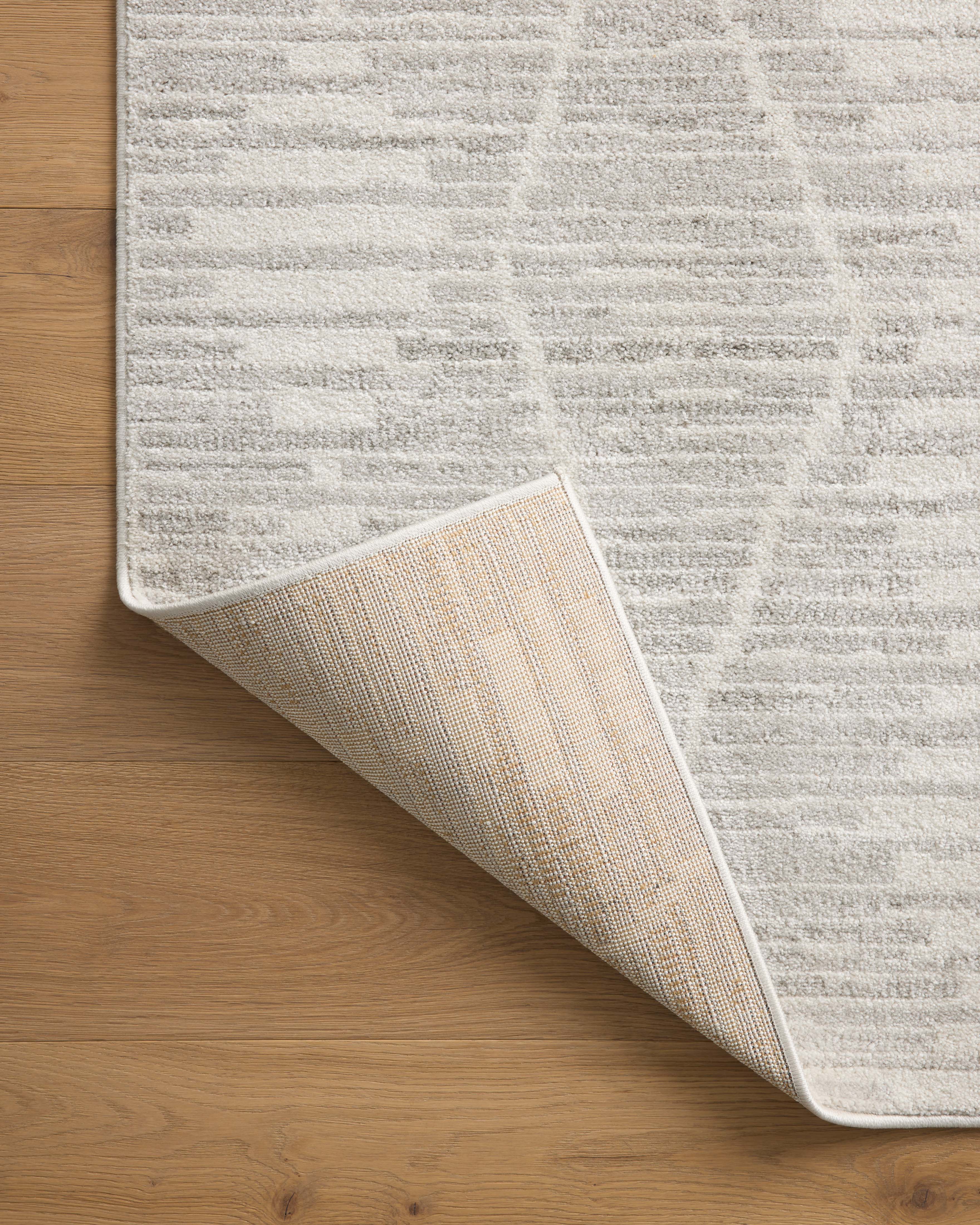 Loloi Kamala KAM-02 Ivory / Silver Area Rug