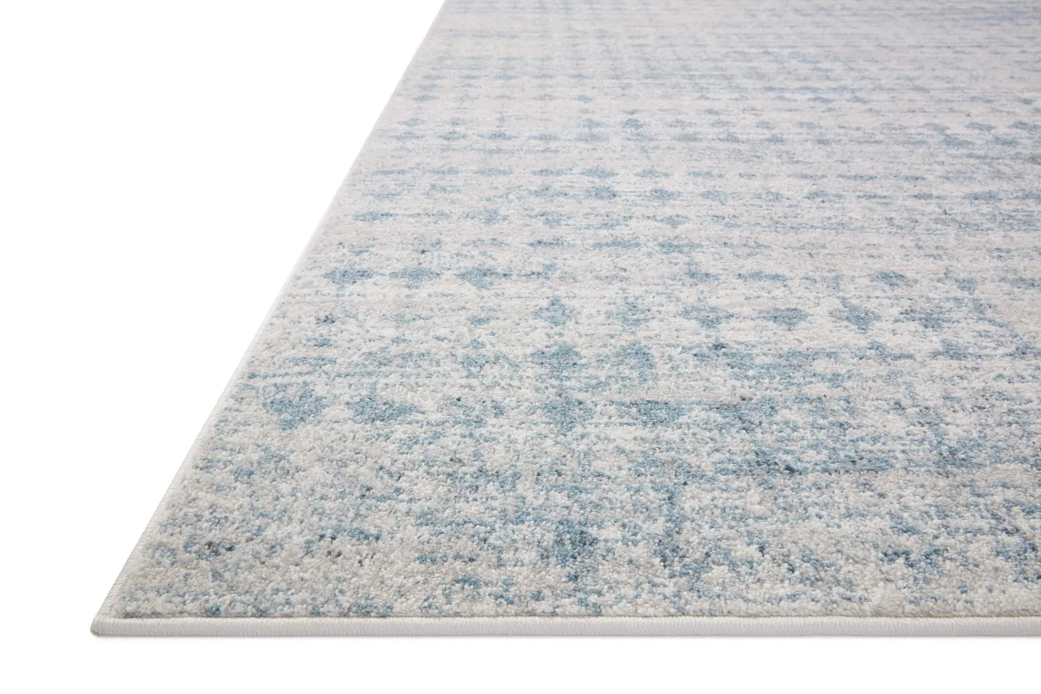 Kamala KAM-04 Sky / Dove Area Rug by Loloi