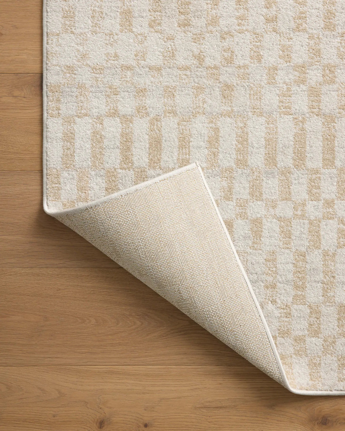 Kamala KAM-05 Ivory / Natural Area Rug by Loloi