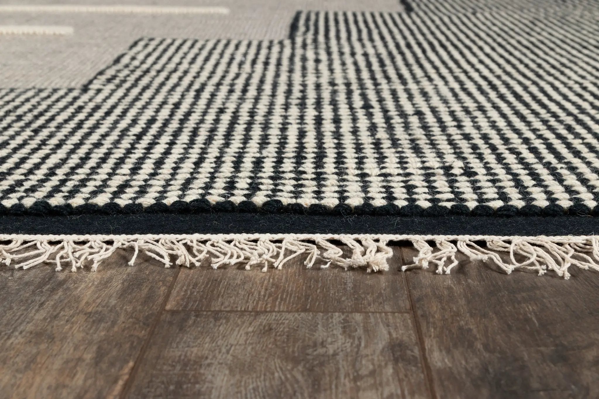 Karl KRL-1 Jules Black Area Rug by Novogratz by Momeni