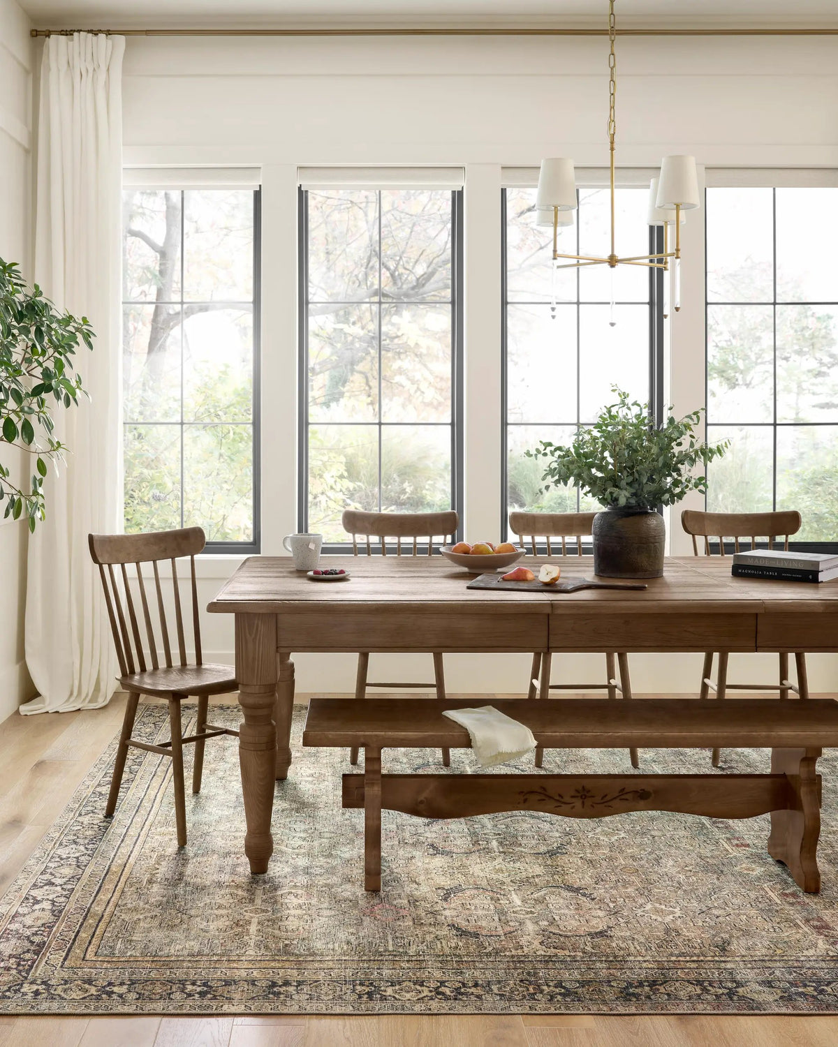 Layla LAY-03 Olive / Charcoal Area Rug by Loloi
