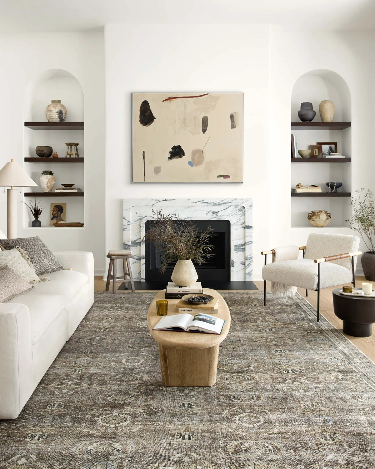 Layla LAY-13 Antique / Moss Area Rug by Loloi