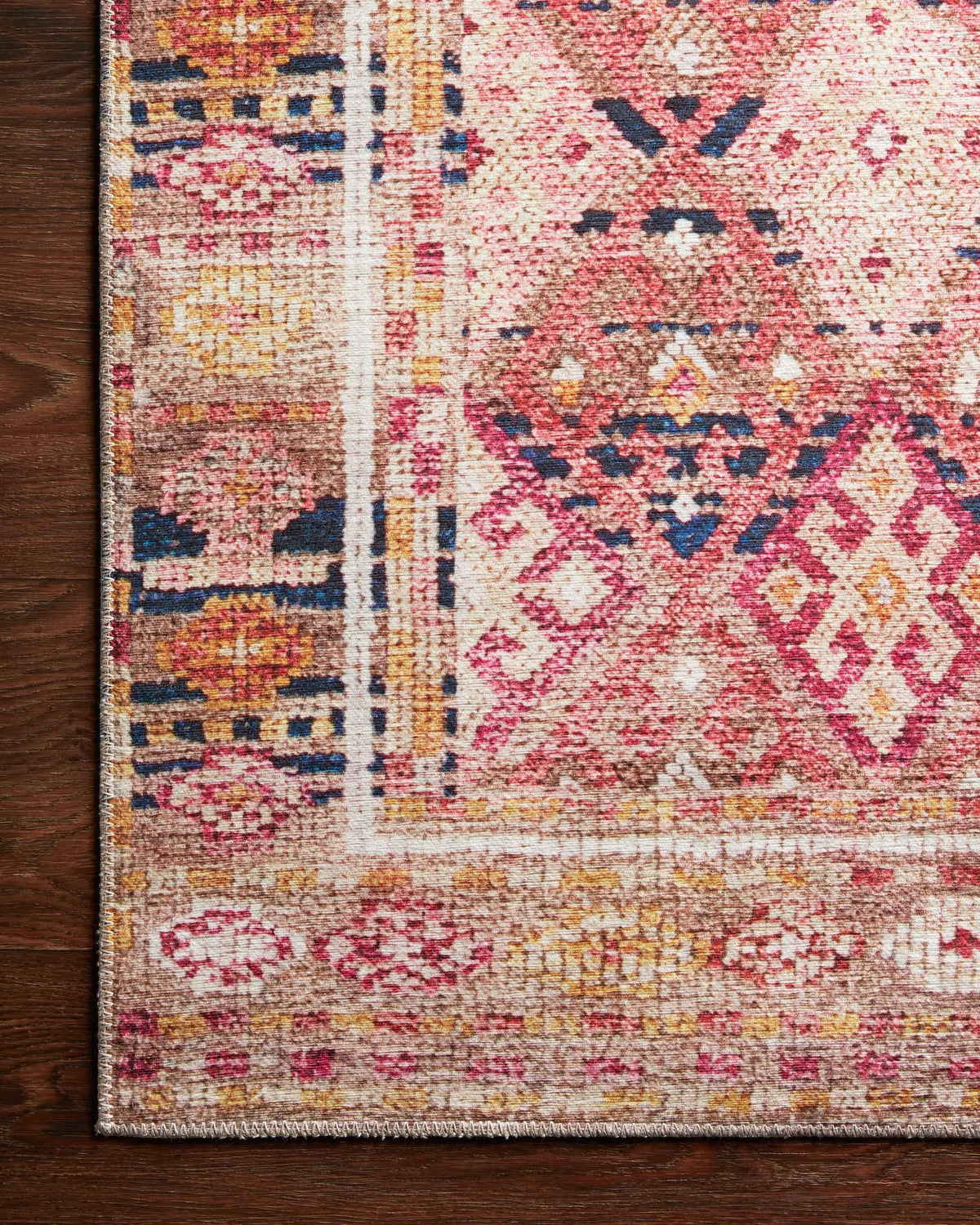 Layla LAY-15 Magenta / Multi Area Rug by Loloi