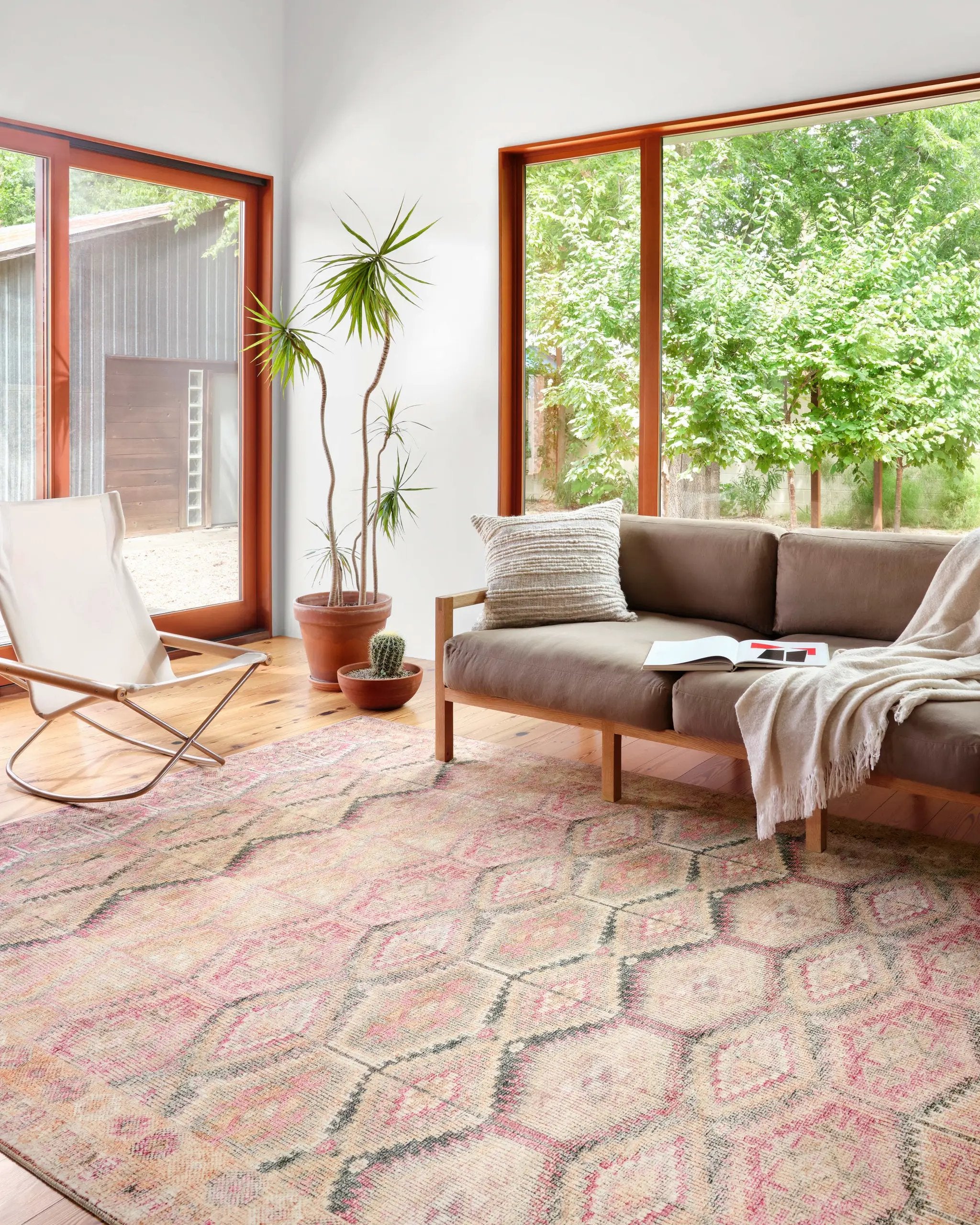 Layla LAY-17 Pink / Lagoon Area Rug by Loloi