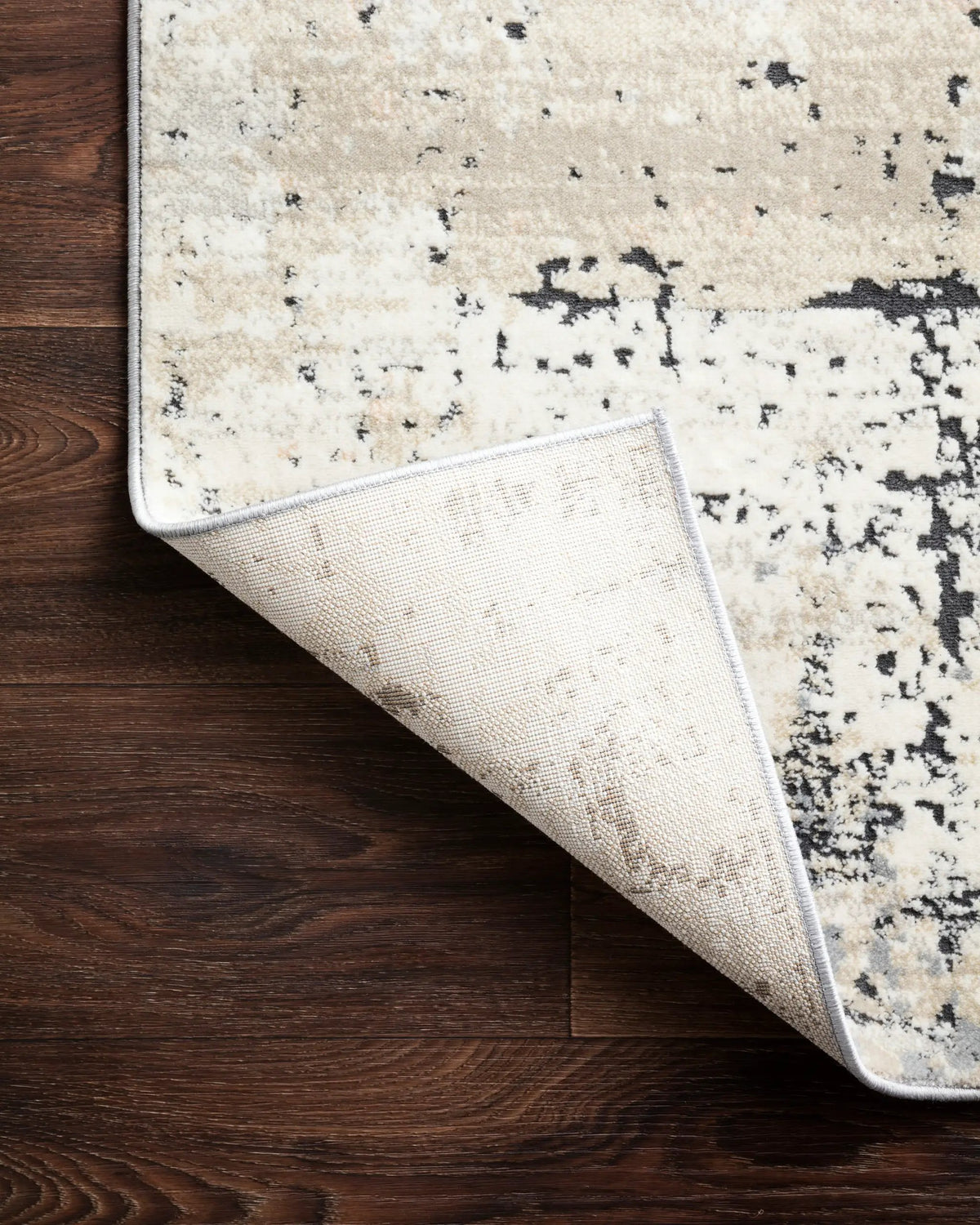 Lucia LUC-06 Granite Area Rug by Loloi