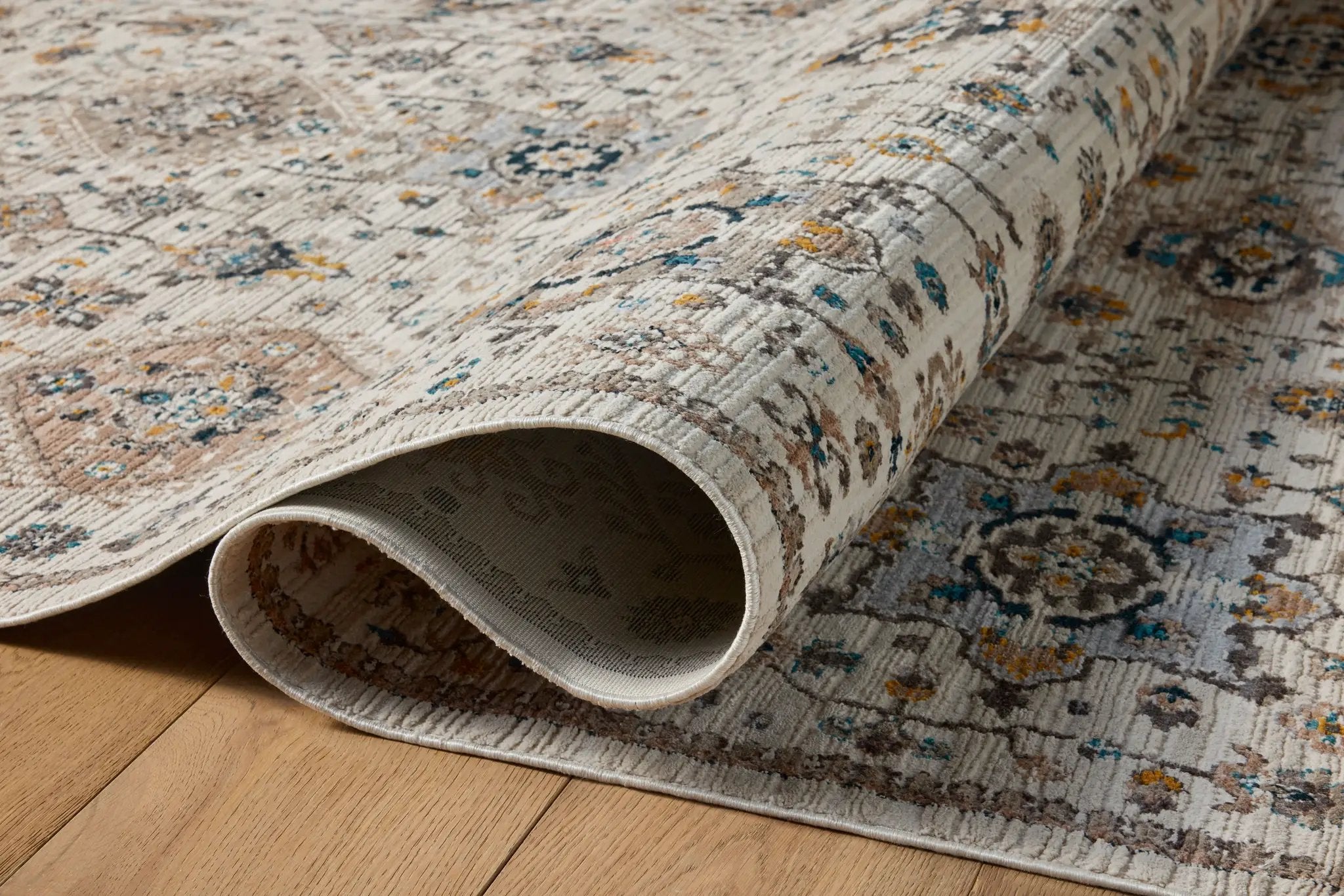 Leigh LEI-02 Ivory / Taupe Area Rug by Loloi