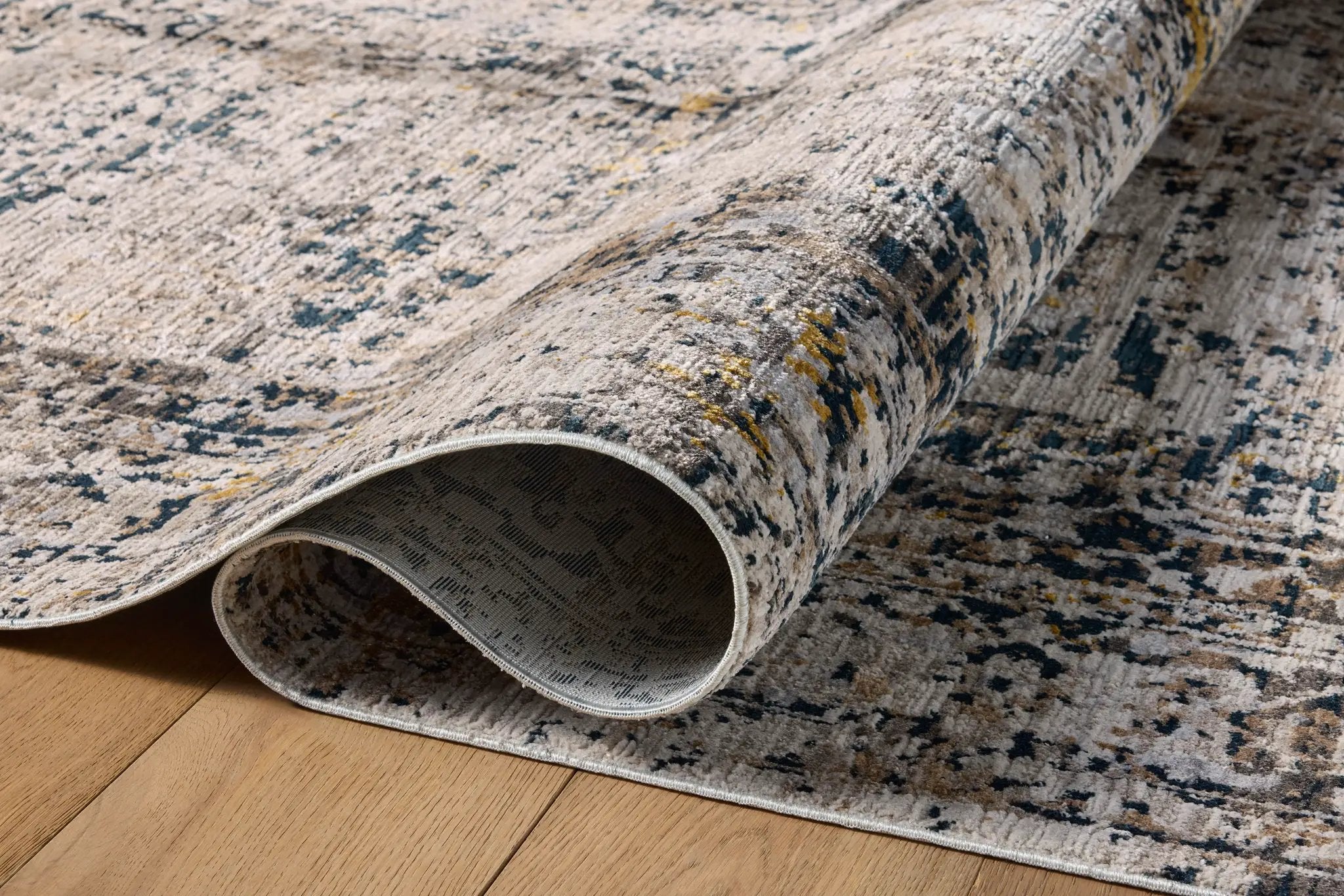 Leigh LEI-03 Charcoal / Taupe Area Rug by Loloi