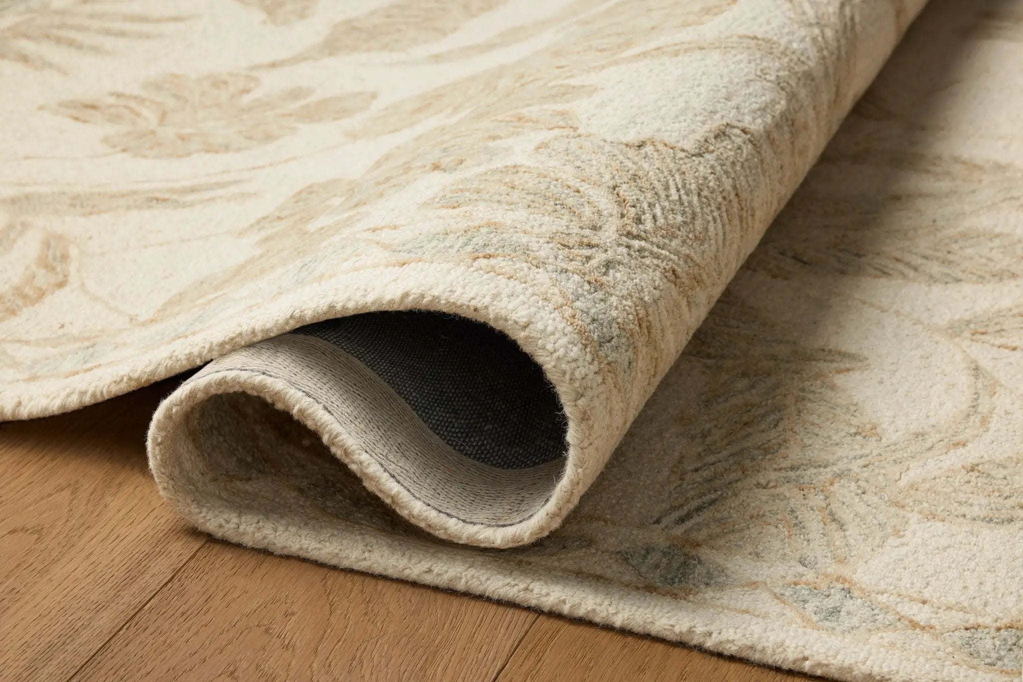 Lenore LNO-01 Ivory / Multi Area Rug by Loloi