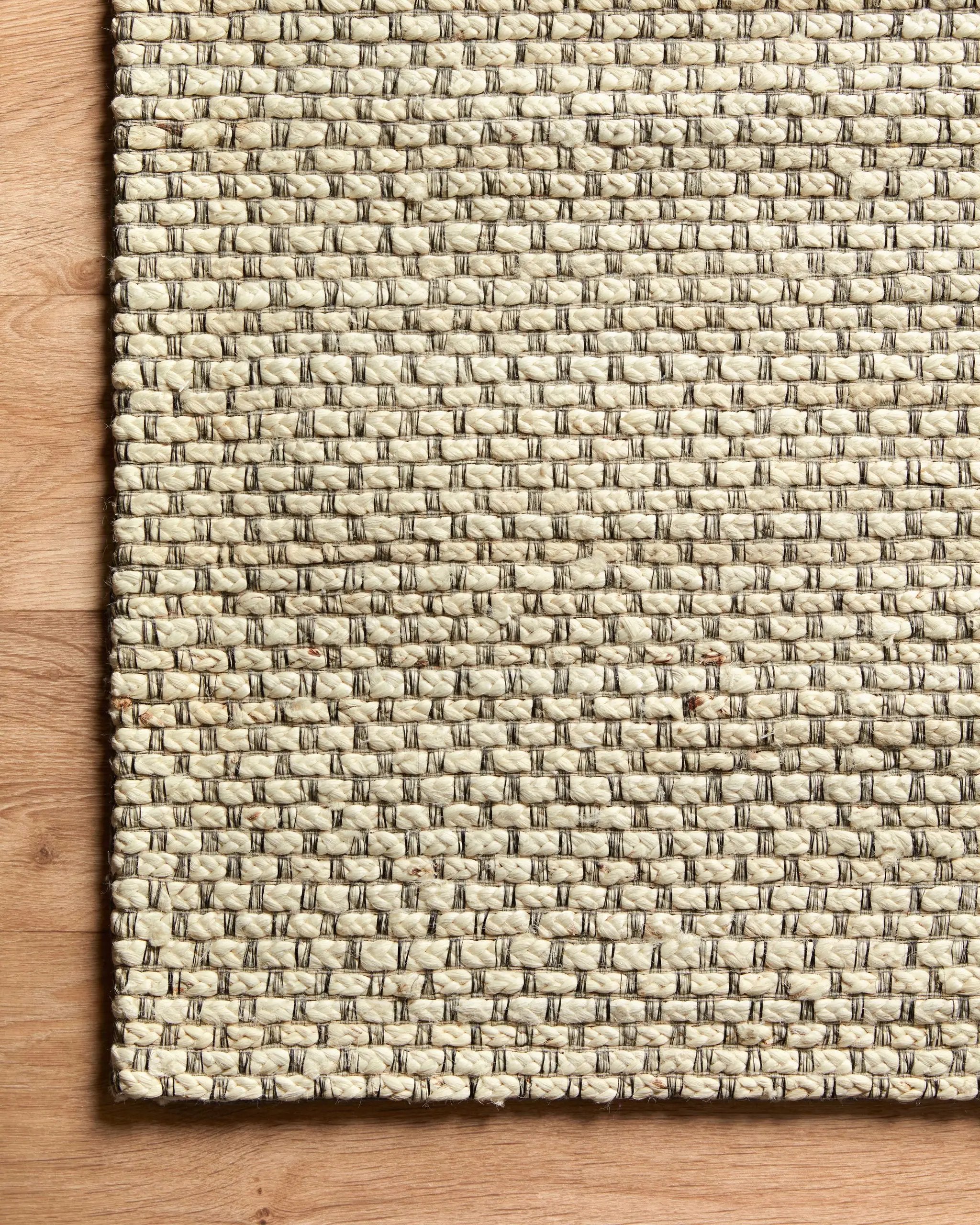 Lily LIL-01 Ivory Area Rug by Loloi