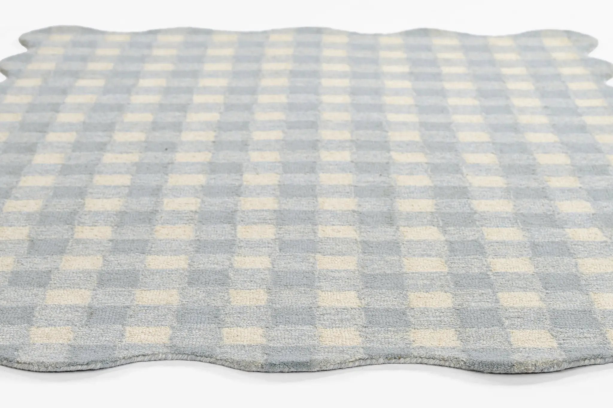 Lily LIY-1 Blue Area Rug by Momeni