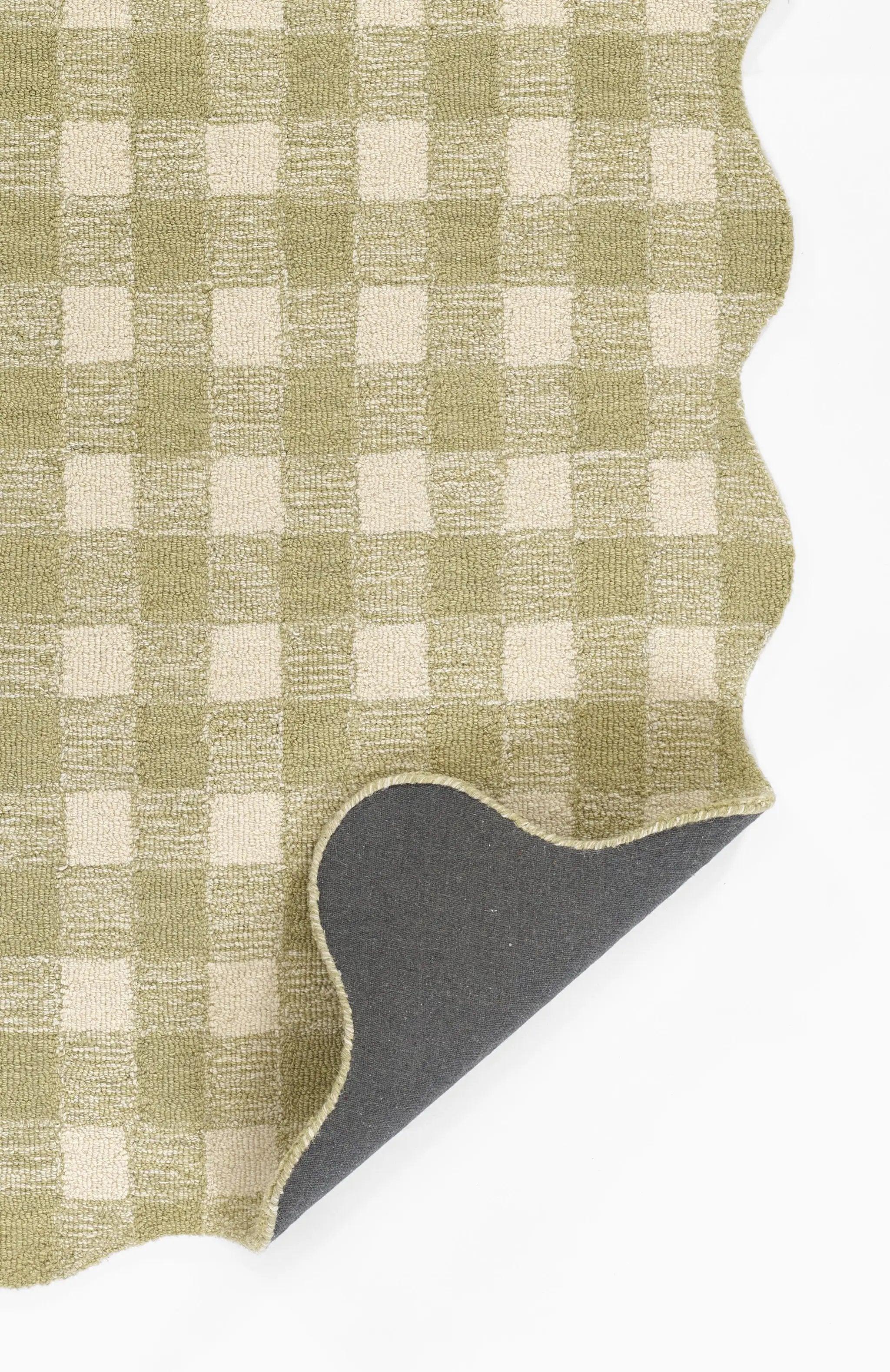 Lily LIY-1 Green Area Rug by Momeni